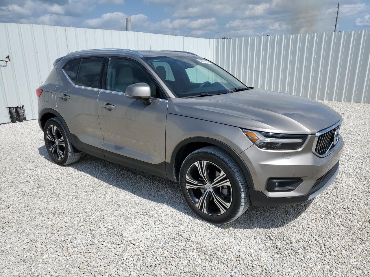 Photo 3 VIN: YV4AC2HL7M2598441 - VOLVO XC40 