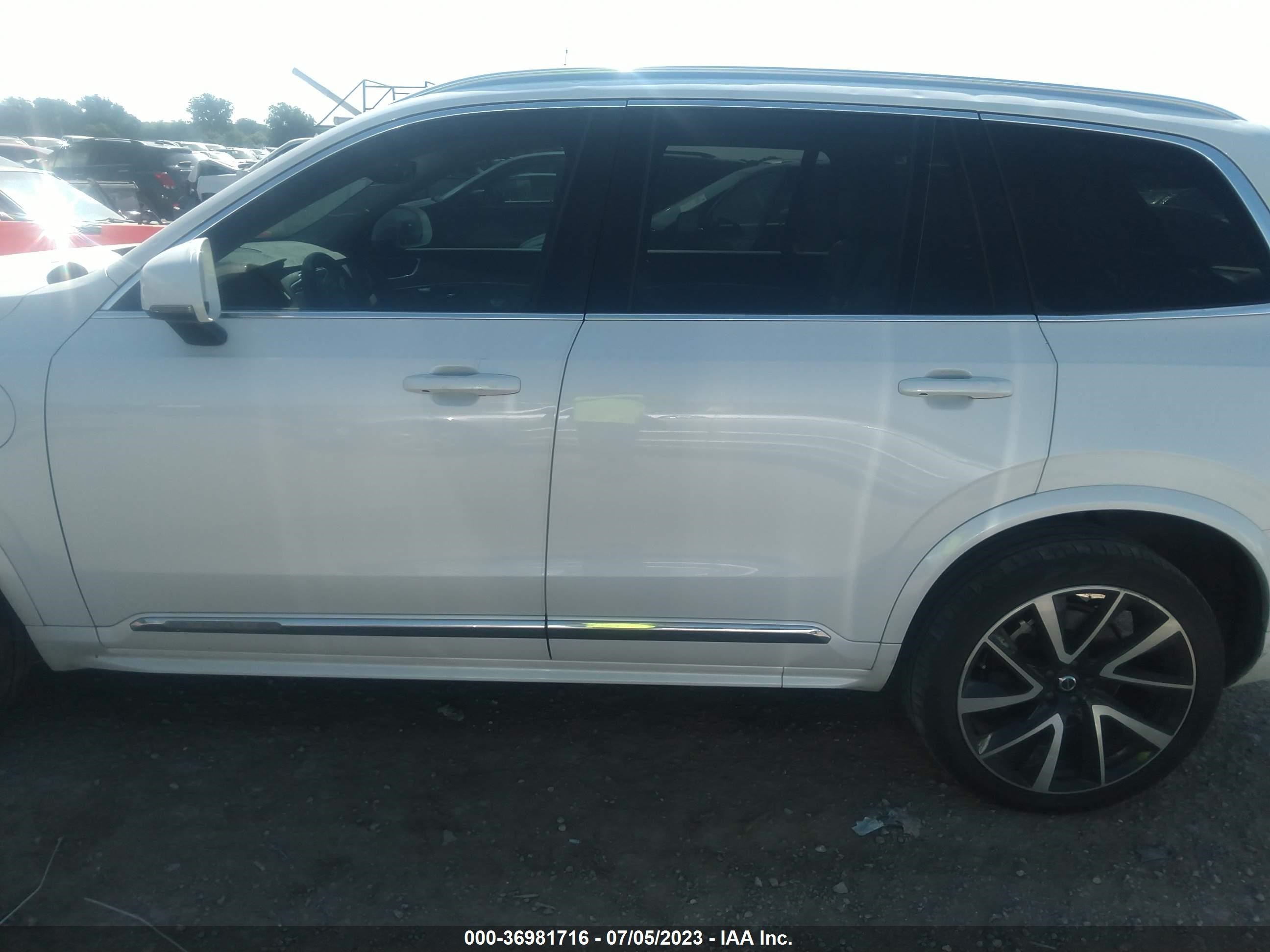 Photo 13 VIN: YV4BR0CK3M1676290 - VOLVO XC90 