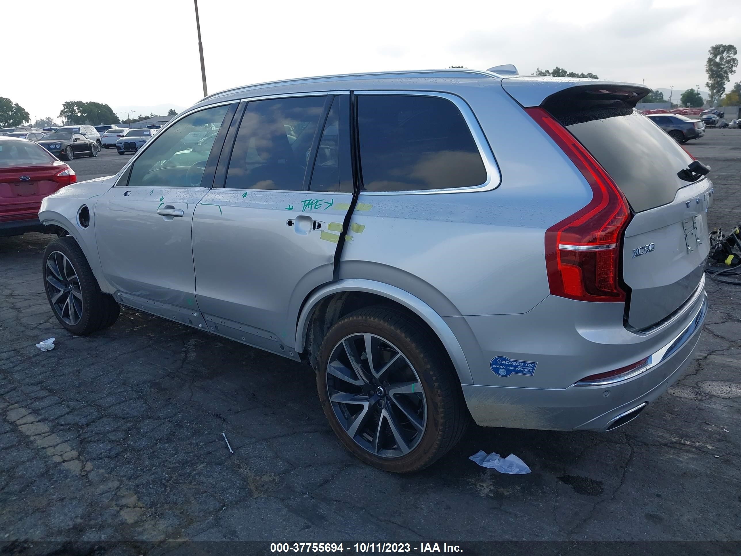 Photo 2 VIN: YV4BR0CK8M1697829 - VOLVO XC90 