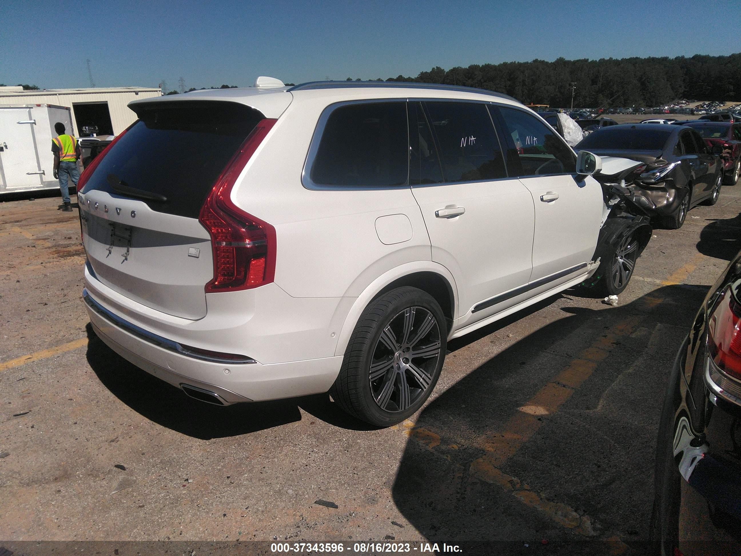 Photo 3 VIN: YV4BR0CL7M1739013 - VOLVO XC90 