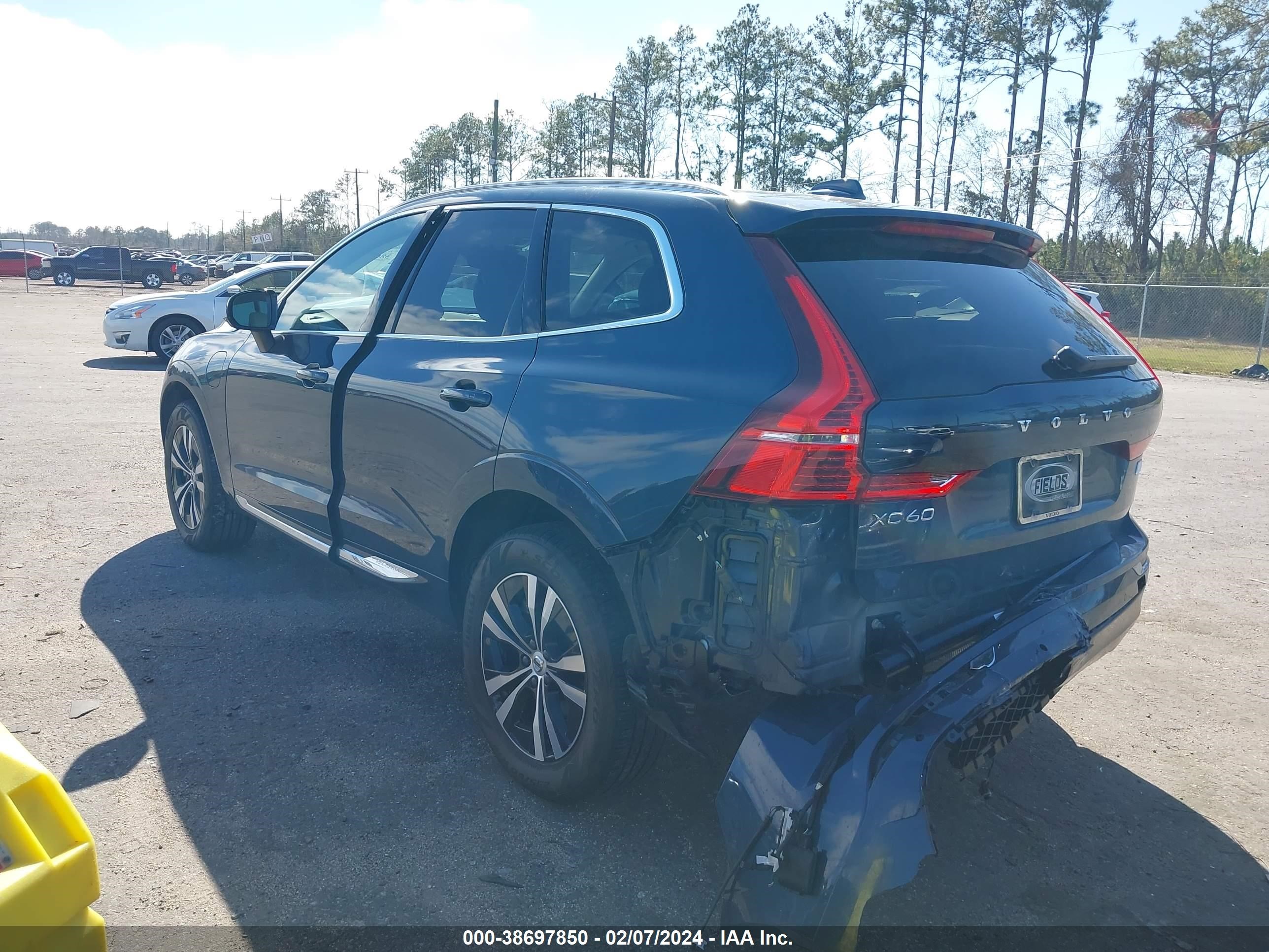 Photo 2 VIN: YV4BR0DK9M1855903 - VOLVO XC60 