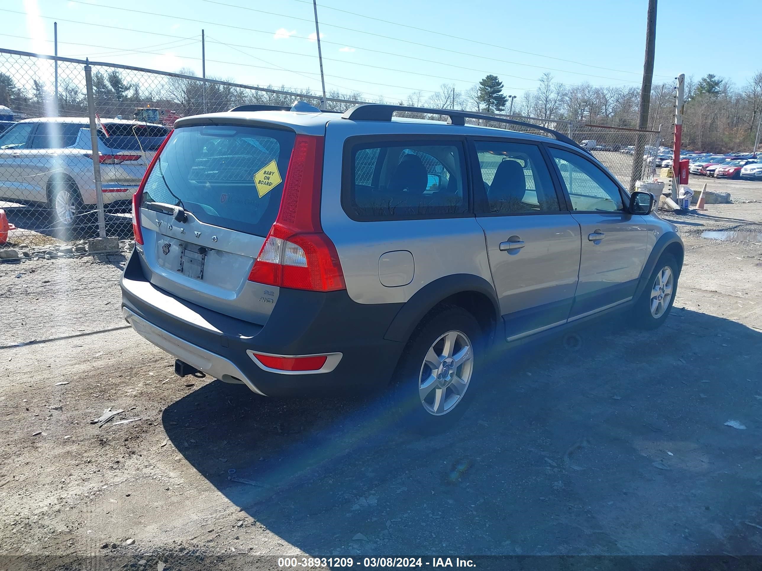 Photo 3 VIN: YV4BZ982291048998 - VOLVO XC70 