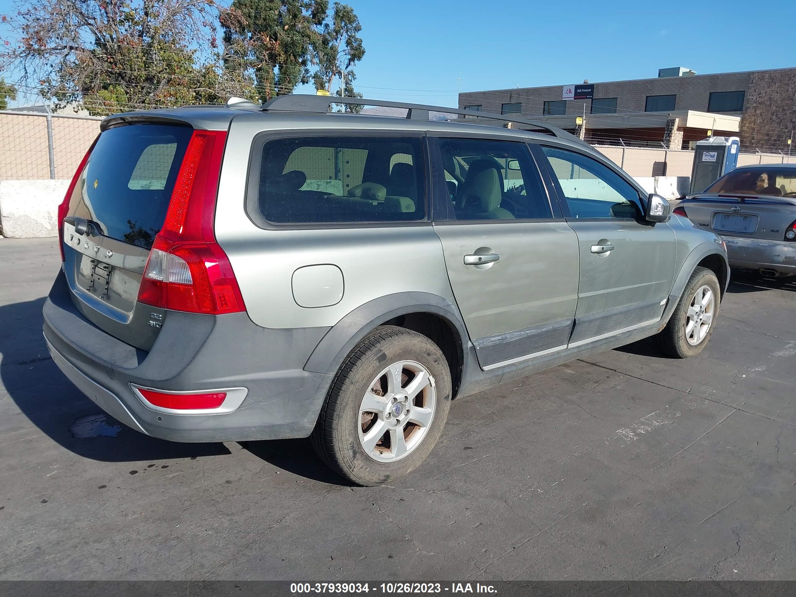 Photo 4 VIN: YV4BZ982681012049 - VOLVO XC70 