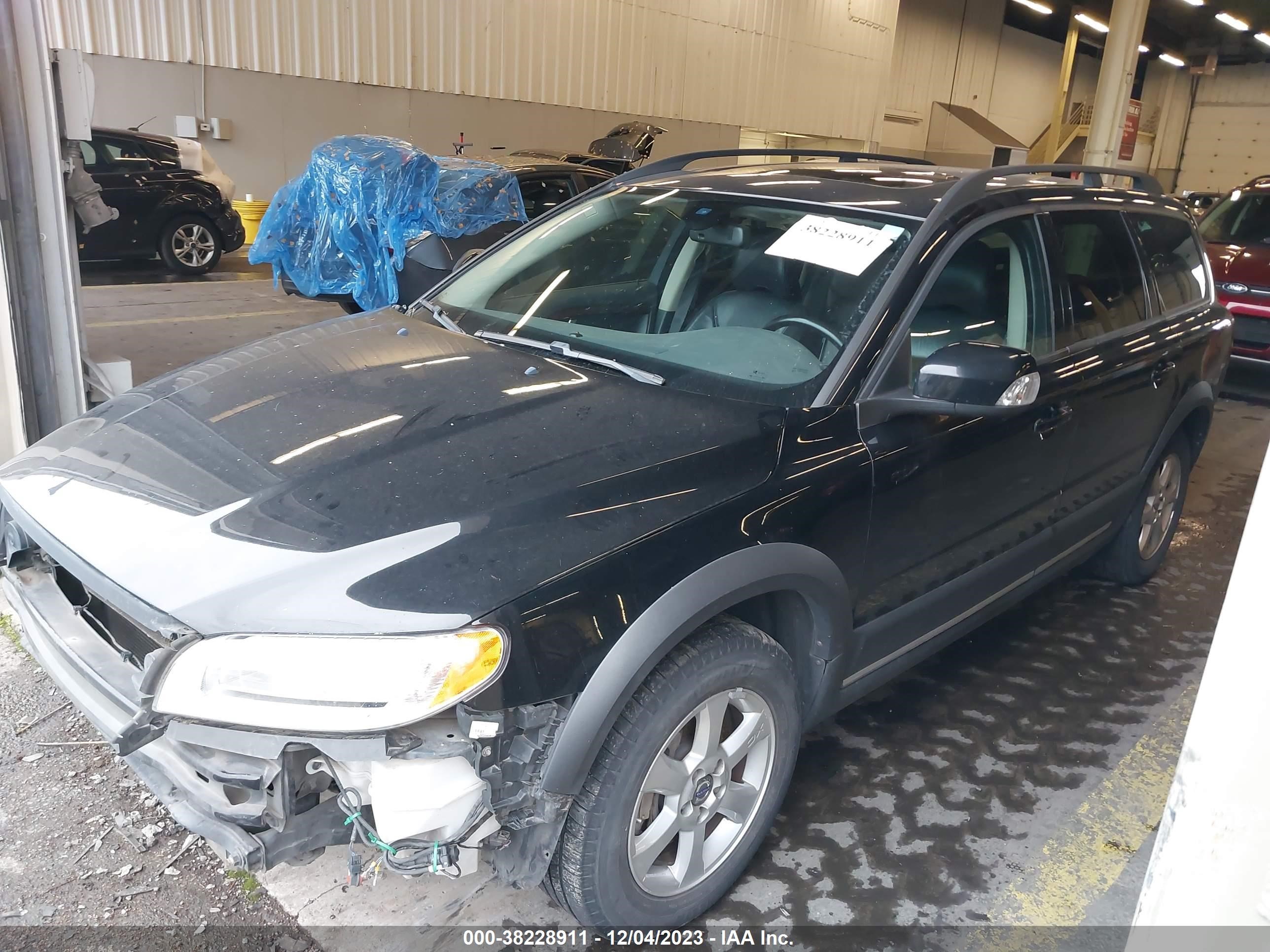 Photo 1 VIN: YV4BZ982781004073 - VOLVO XC70 