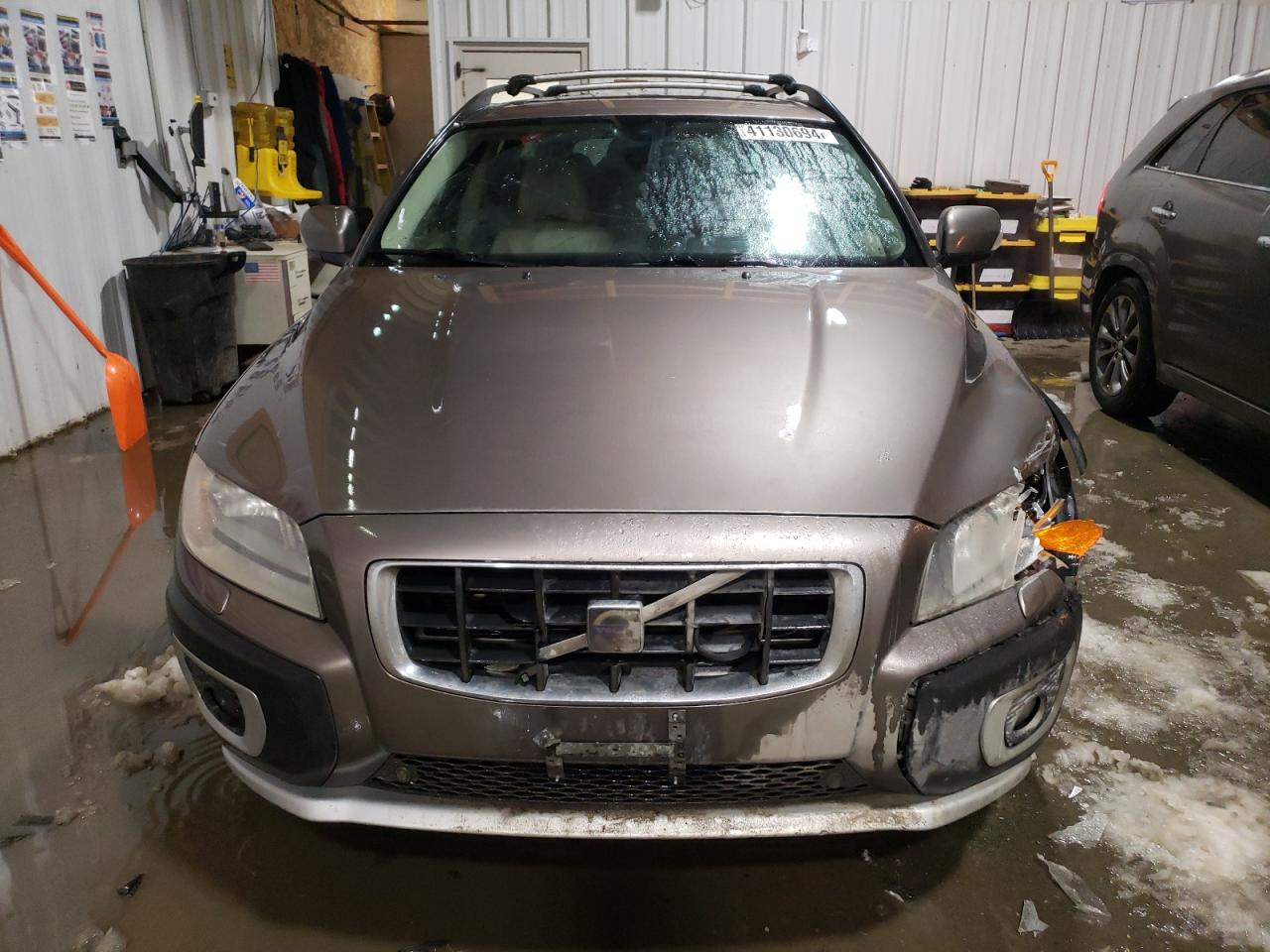 Photo 4 VIN: YV4BZ982981040122 - VOLVO XC70 