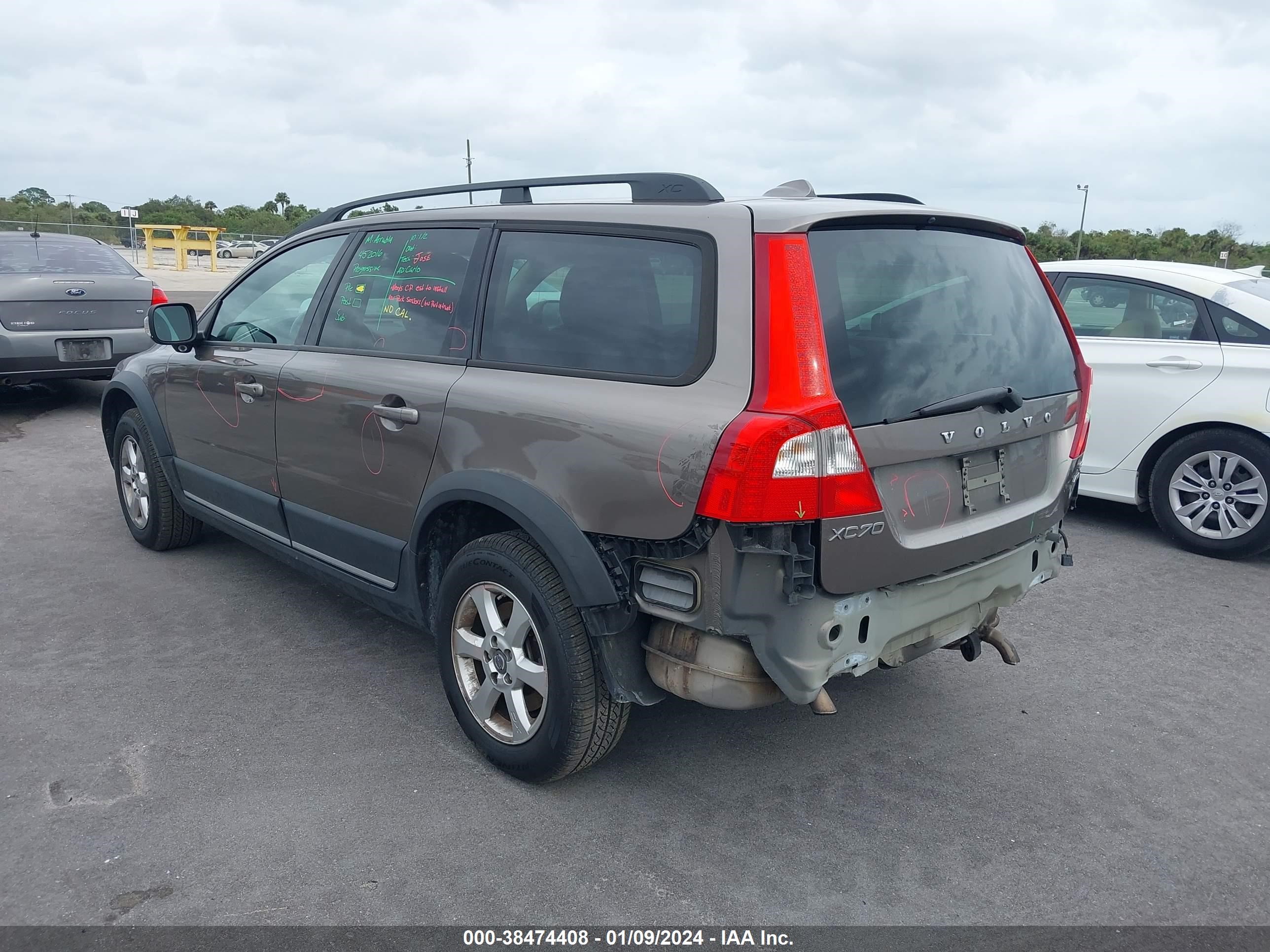 Photo 2 VIN: YV4BZ982X81009106 - VOLVO XC70 