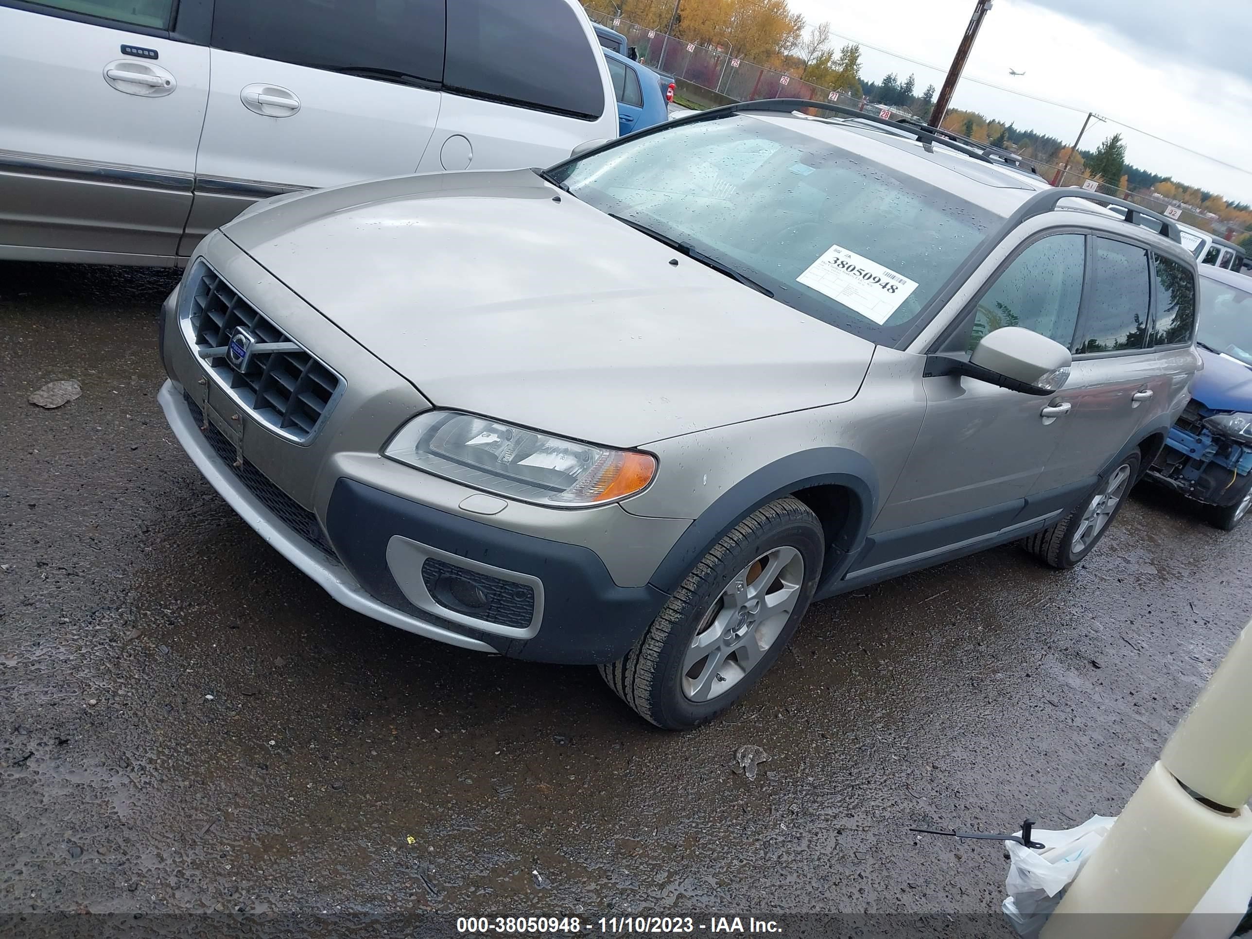 Photo 1 VIN: YV4BZ982X81012037 - VOLVO XC70 