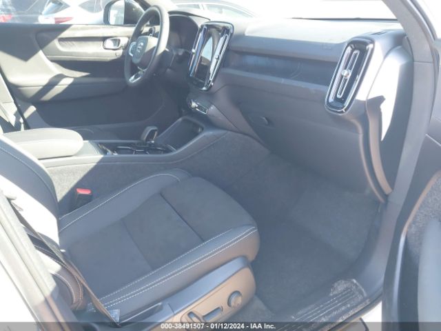 Photo 4 VIN: YV4ED3GL6P2064308 - VOLVO C40 RECHAR 