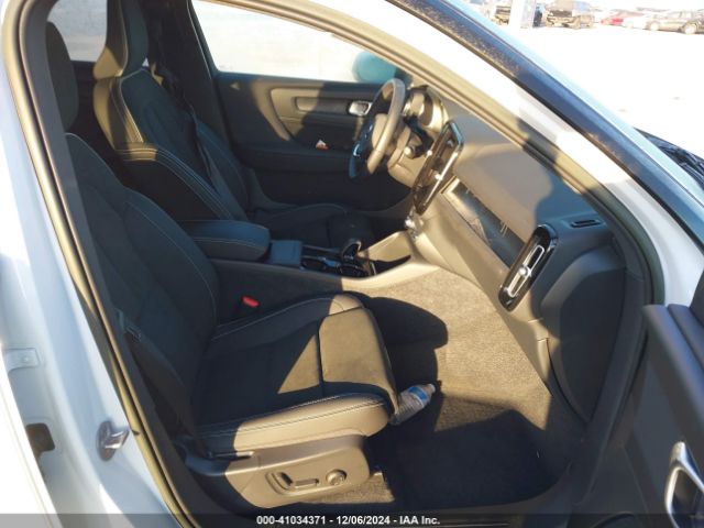 Photo 4 VIN: YV4ED3UL1P2962660 - VOLVO XC40 