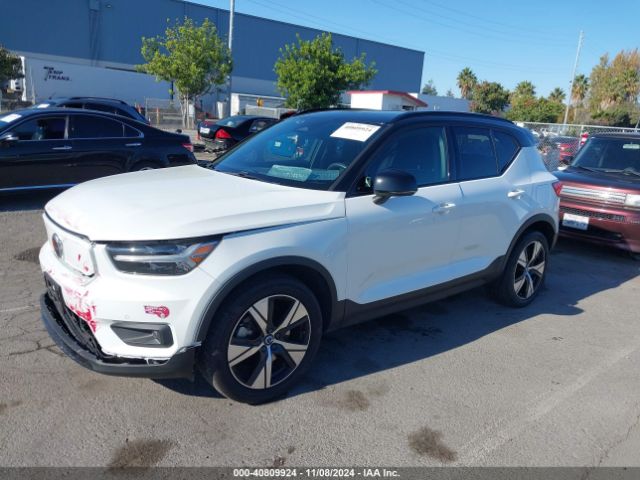 Photo 1 VIN: YV4ED3UR2M2587135 - VOLVO XC40 