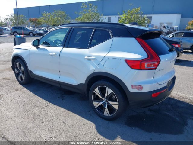 Photo 2 VIN: YV4ED3UR2M2587135 - VOLVO XC40 