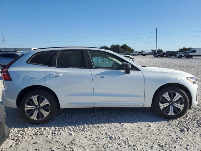 Photo 2 VIN: YV4H60DL5R1879649 - VOLVO XC60 PLUS 