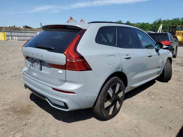 Photo 2 VIN: YV4H60DL6R1908639 - VOLVO XC60 PLUS 