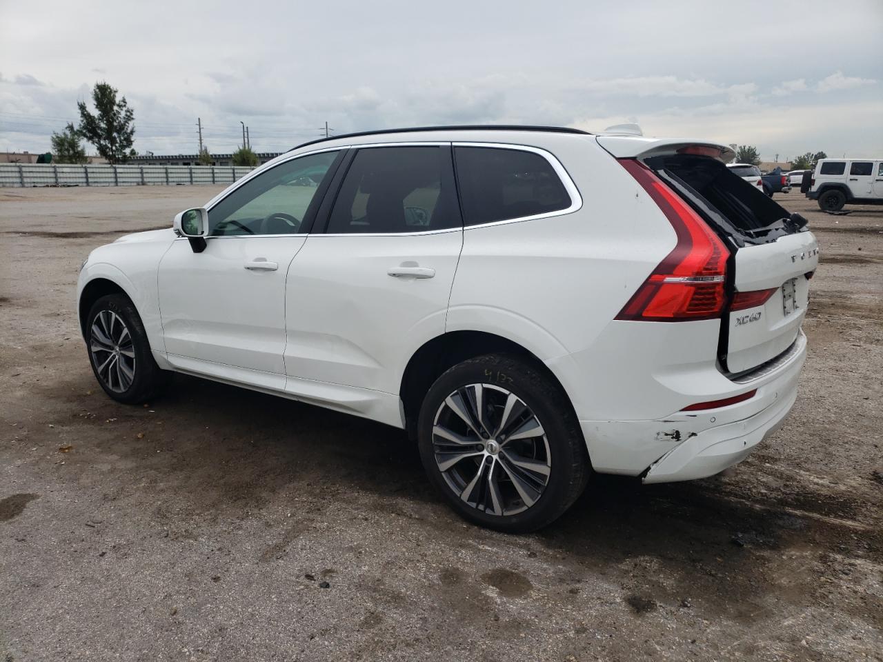 Photo 1 VIN: YV4L12DK6N1088858 - VOLVO XC60 