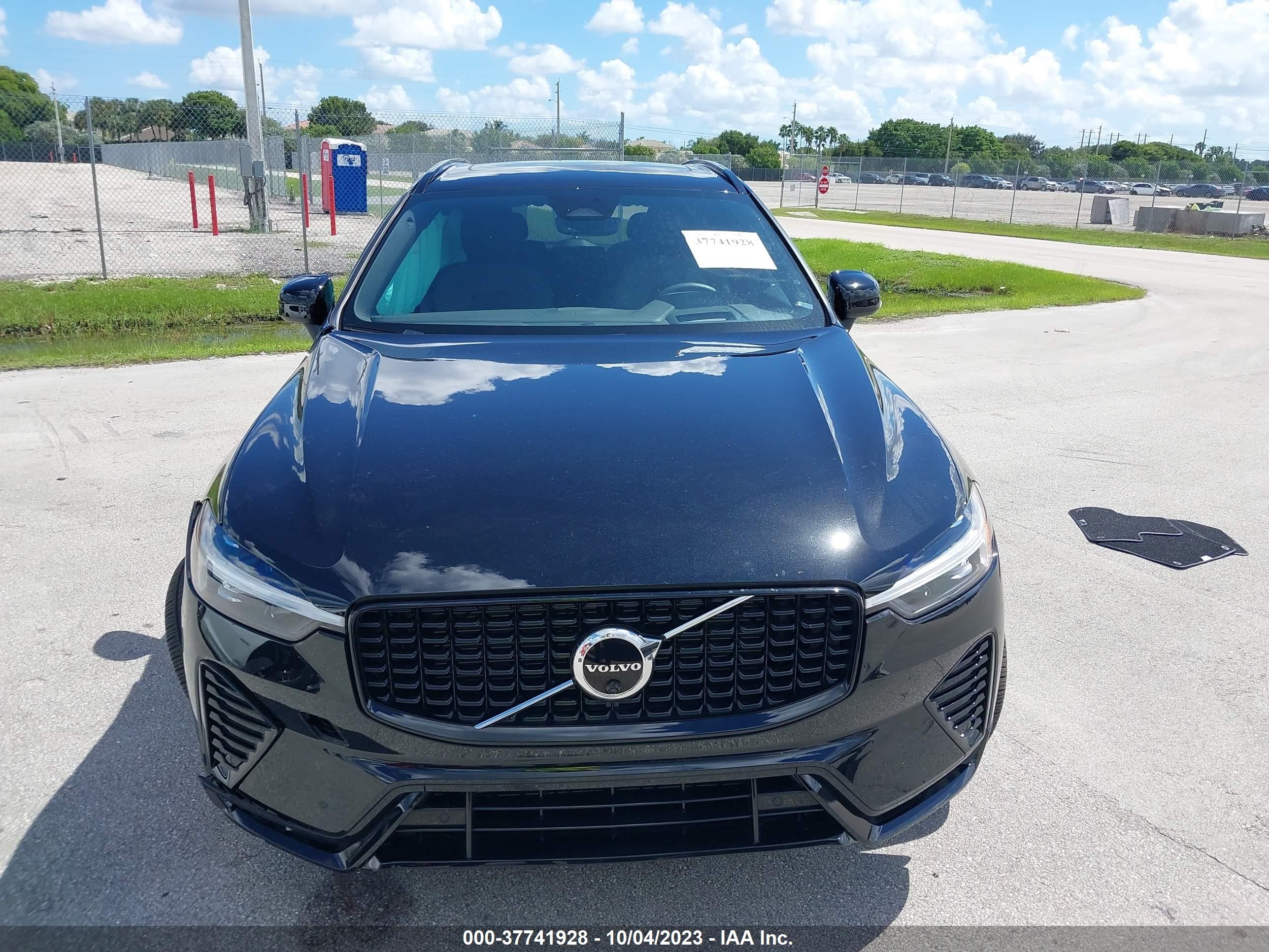 Photo 11 VIN: YV4L12DM5N1074239 - VOLVO XC60 