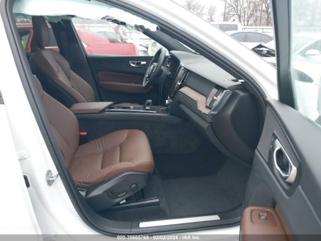 Photo 4 VIN: YV4L12RK1N1091367 - VOLVO XC60 