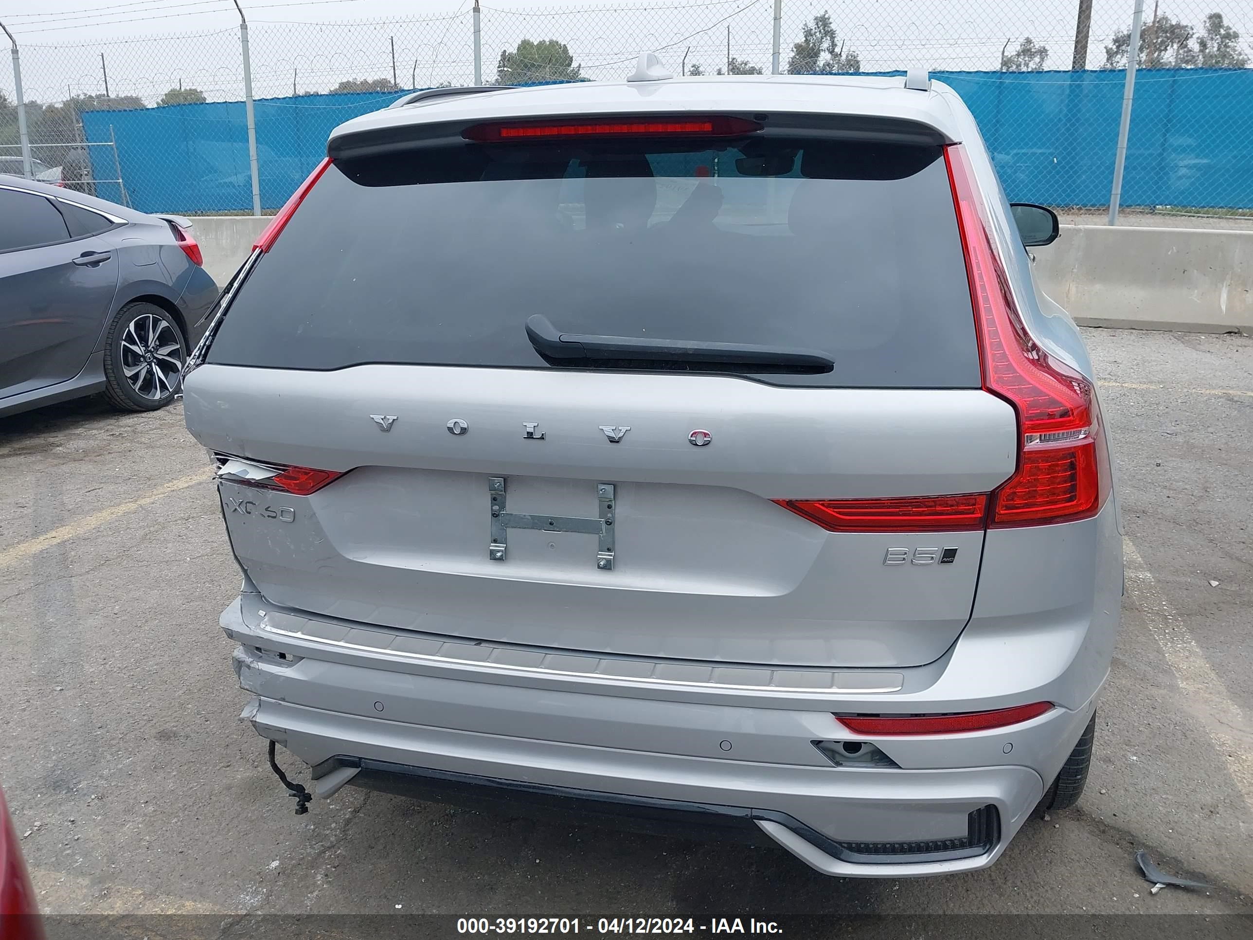 Photo 15 VIN: YV4L12RM7R1800746 - VOLVO XC60 