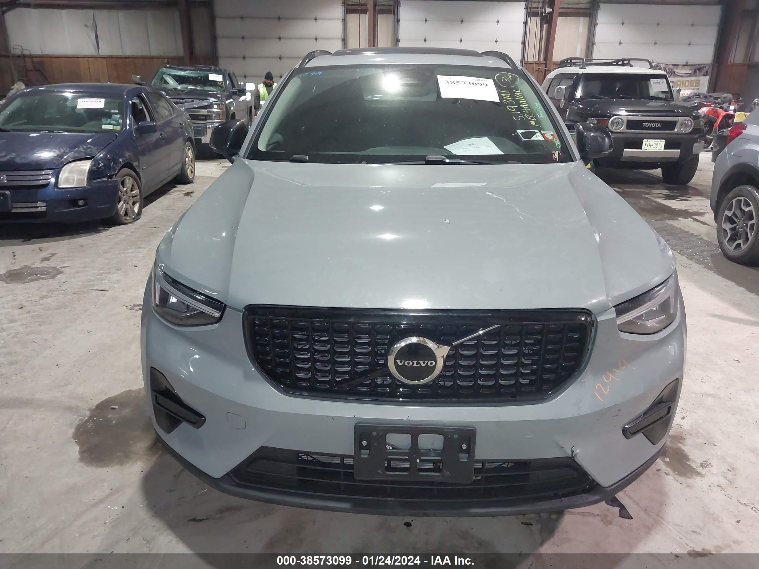 Photo 11 VIN: YV4L12UK8R2212970 - VOLVO XC40 