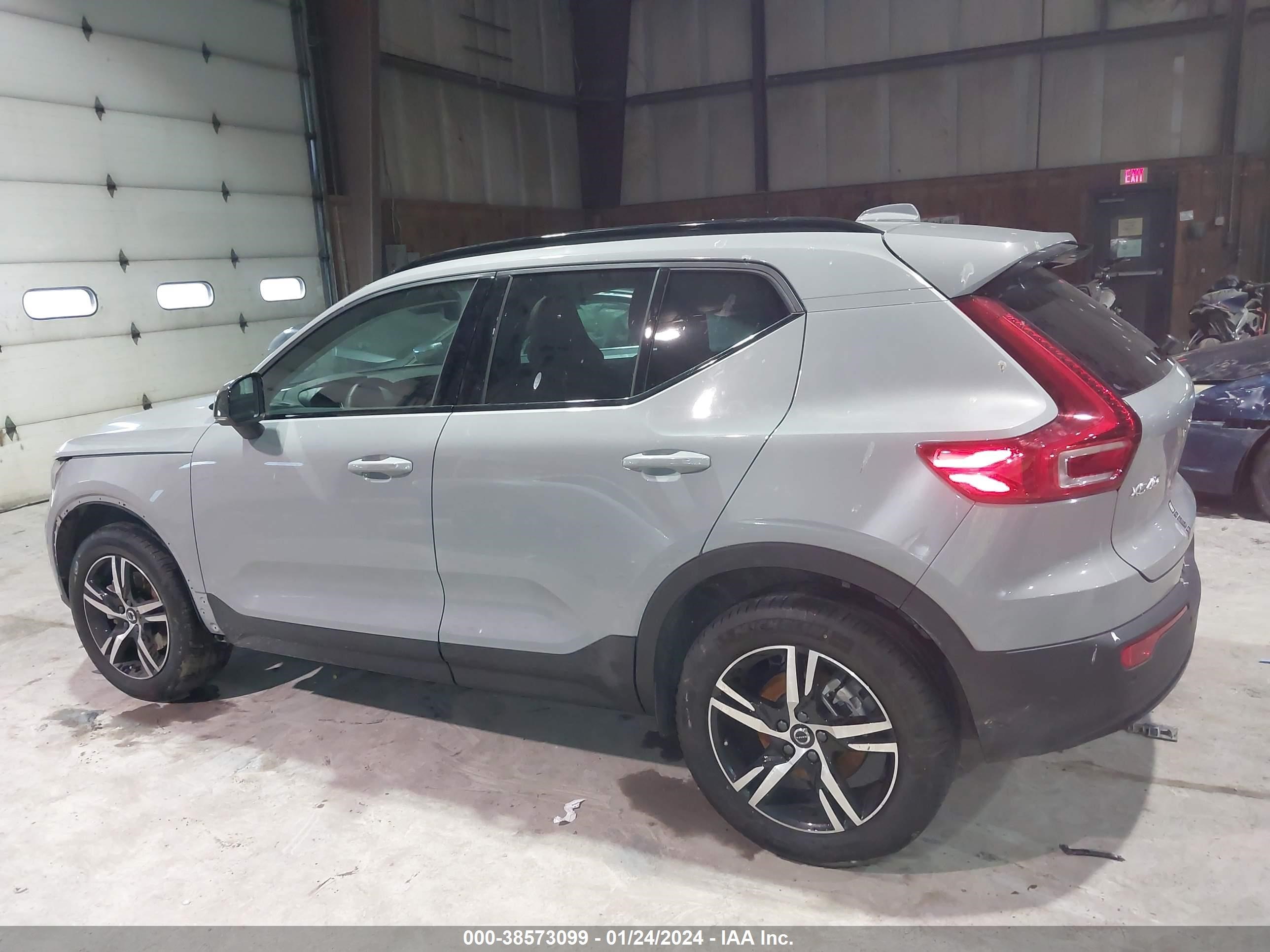 Photo 13 VIN: YV4L12UK8R2212970 - VOLVO XC40 