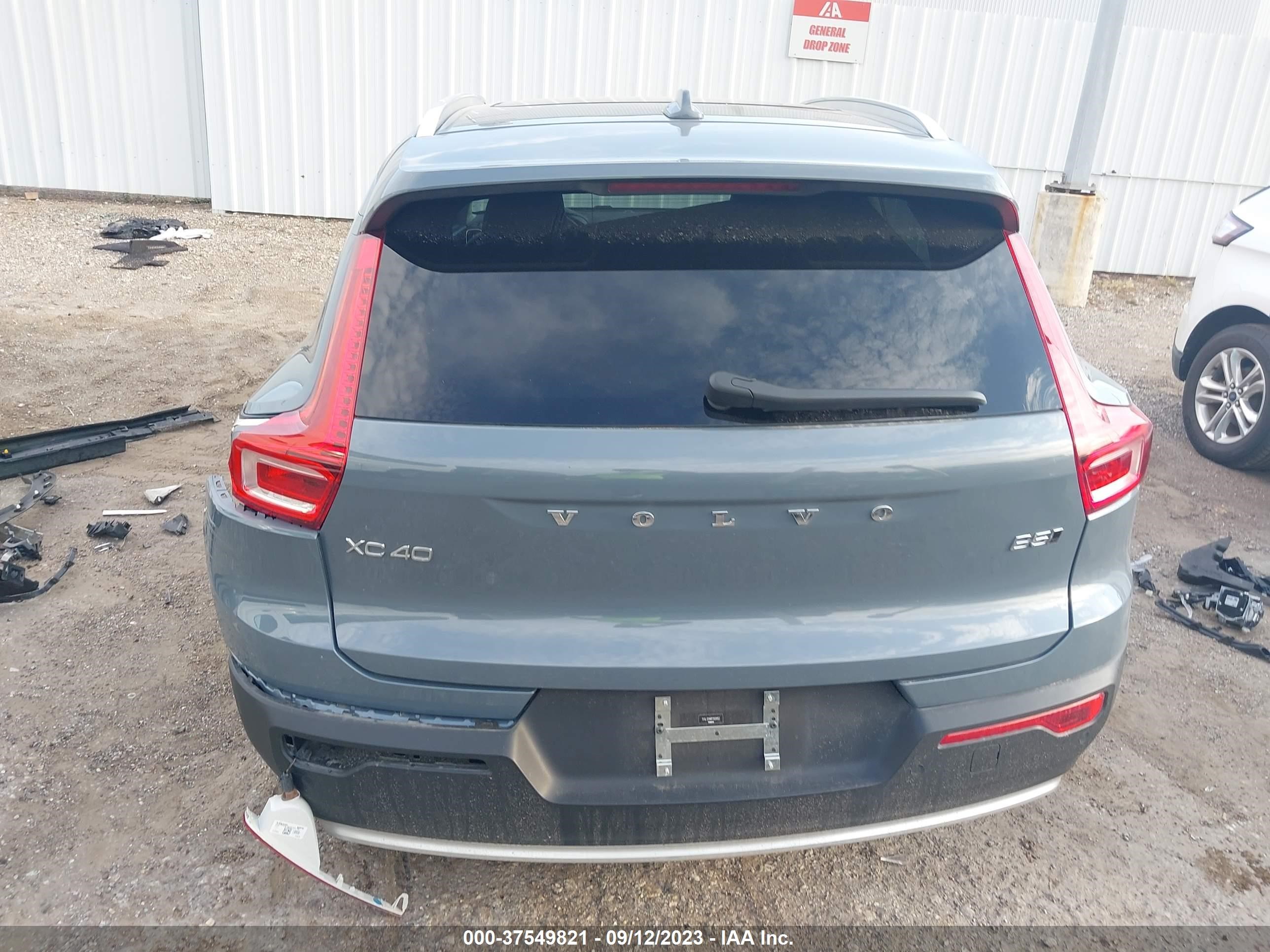 Photo 15 VIN: YV4L12UNXP2928163 - VOLVO XC40 