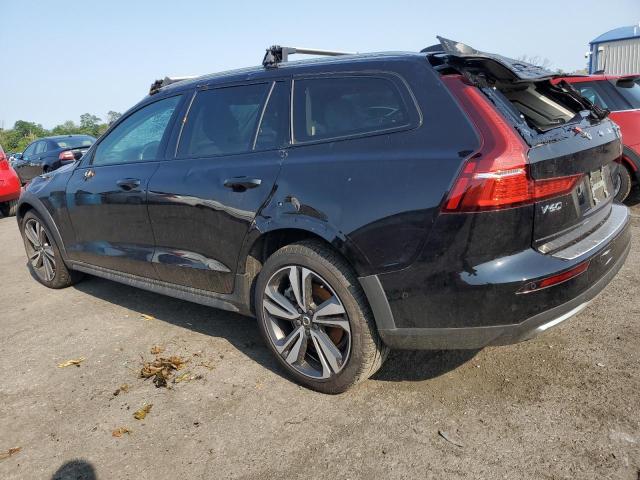 Photo 1 VIN: YV4L12WZ9P2106972 - VOLVO V60 CROSS 