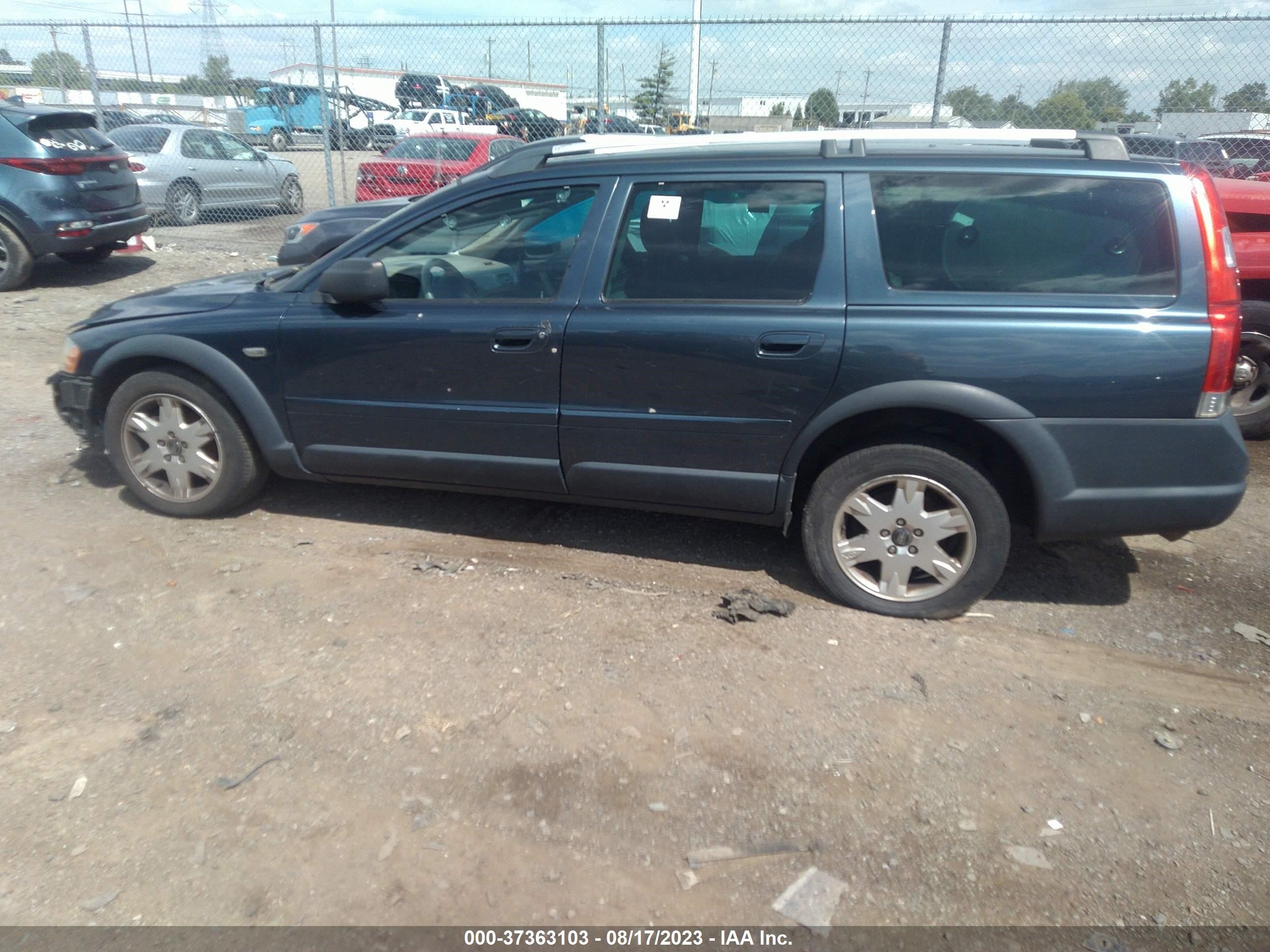 Photo 13 VIN: YV4SZ592161230999 - VOLVO XC70 