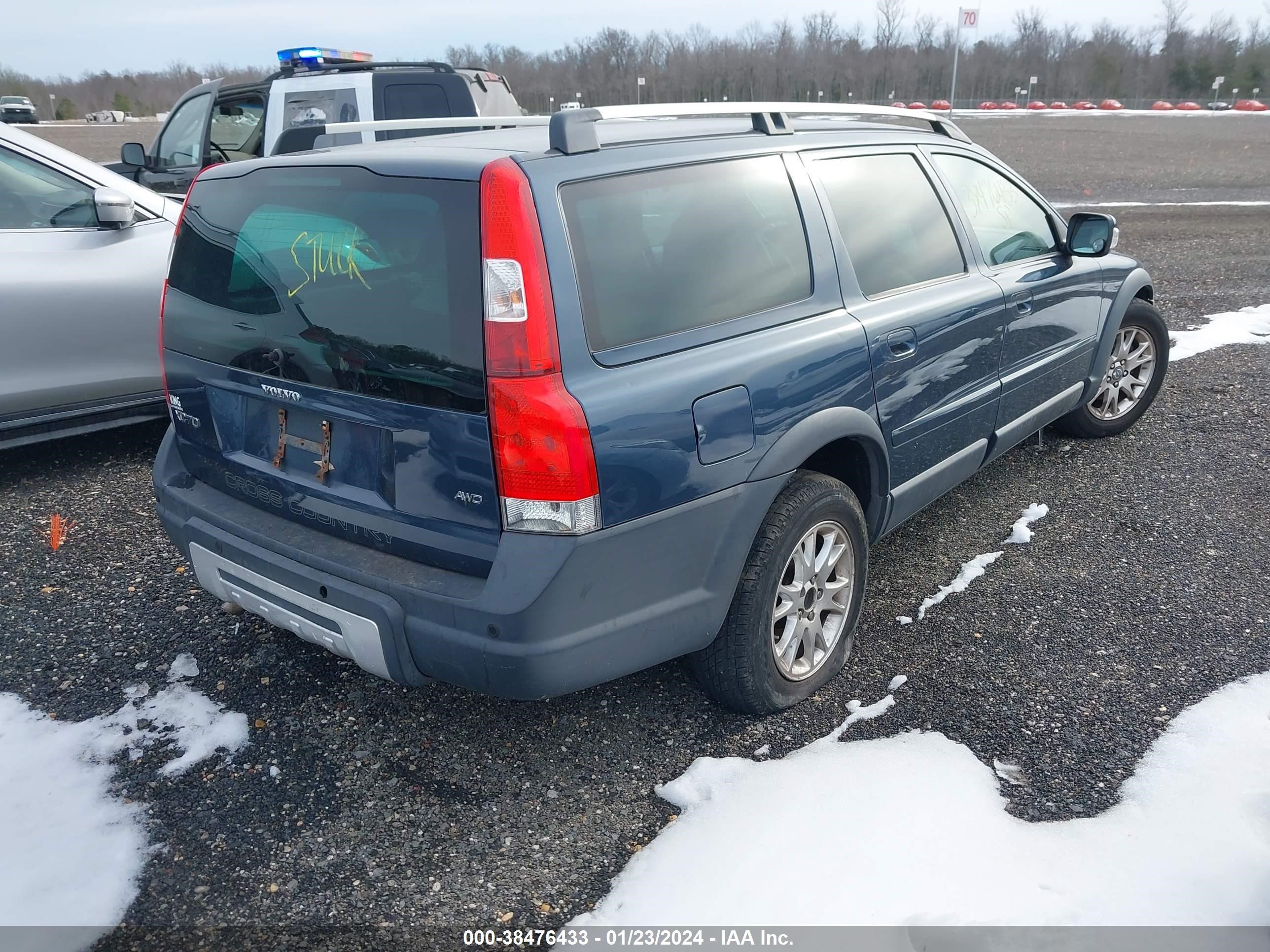 Photo 3 VIN: YV4SZ592271279212 - VOLVO XC70 