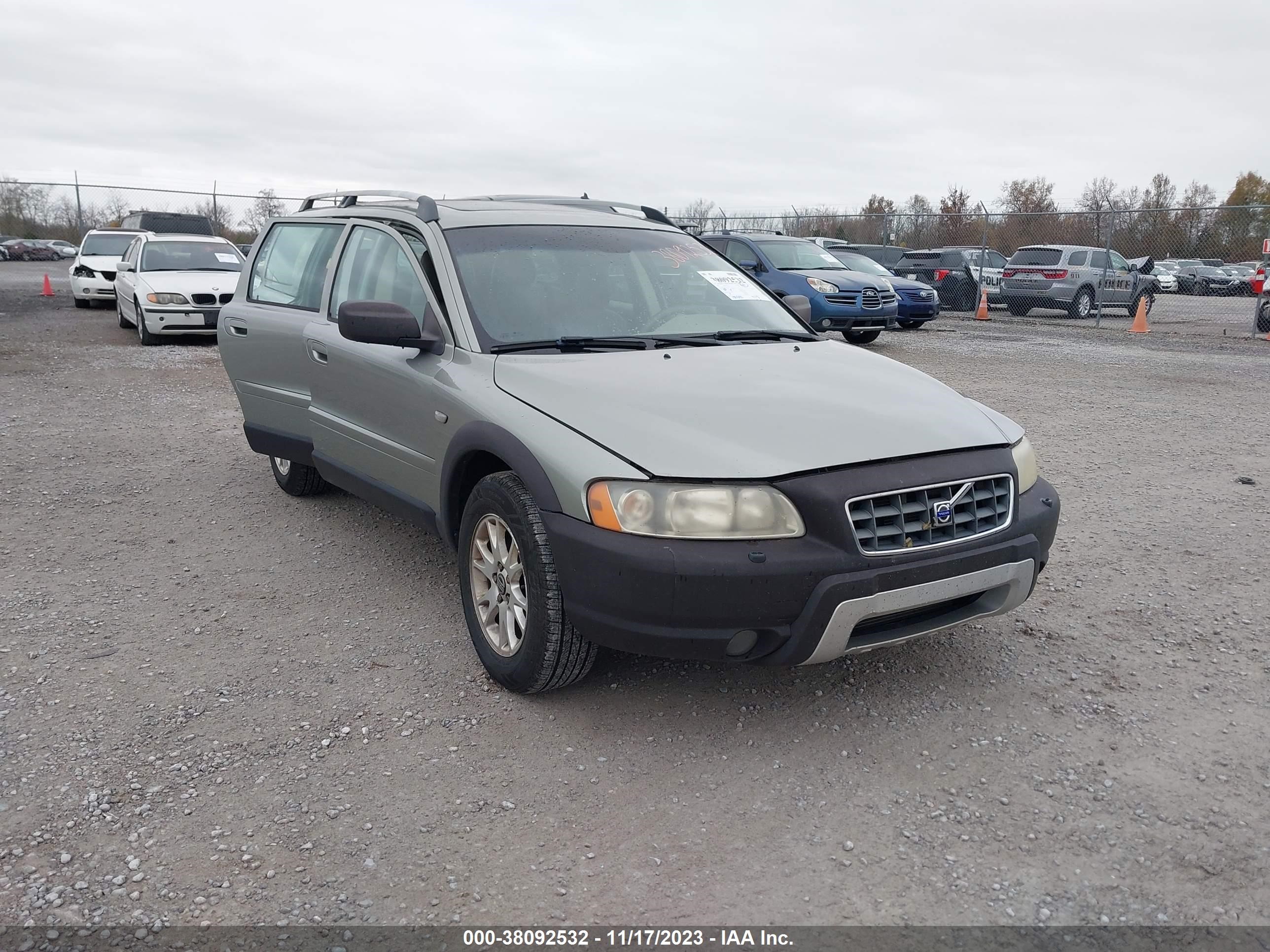 Photo 0 VIN: YV4SZ592361226100 - VOLVO XC70 