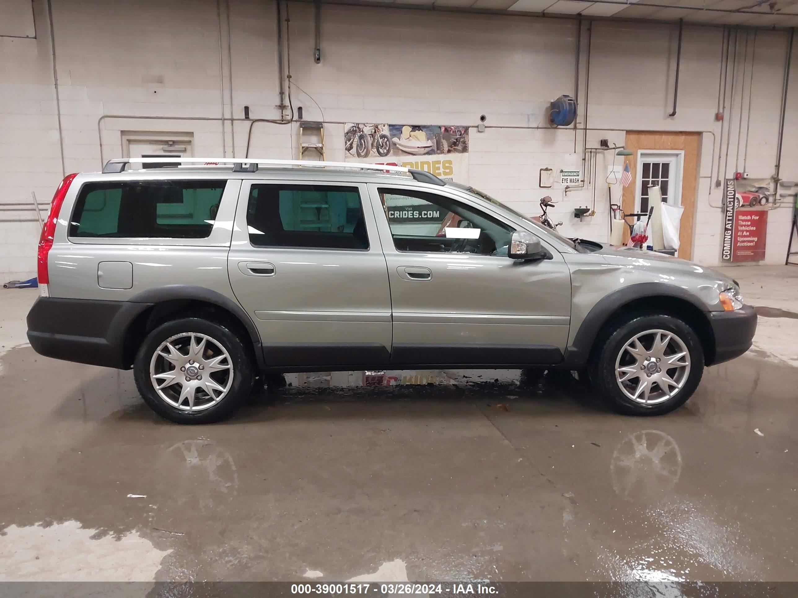 Photo 12 VIN: YV4SZ592471281446 - VOLVO XC70 