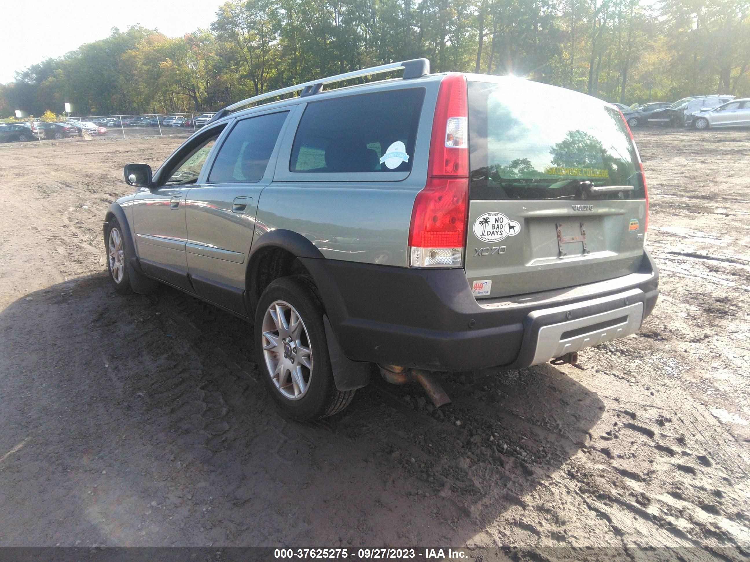 Photo 2 VIN: YV4SZ592571282850 - VOLVO XC70 