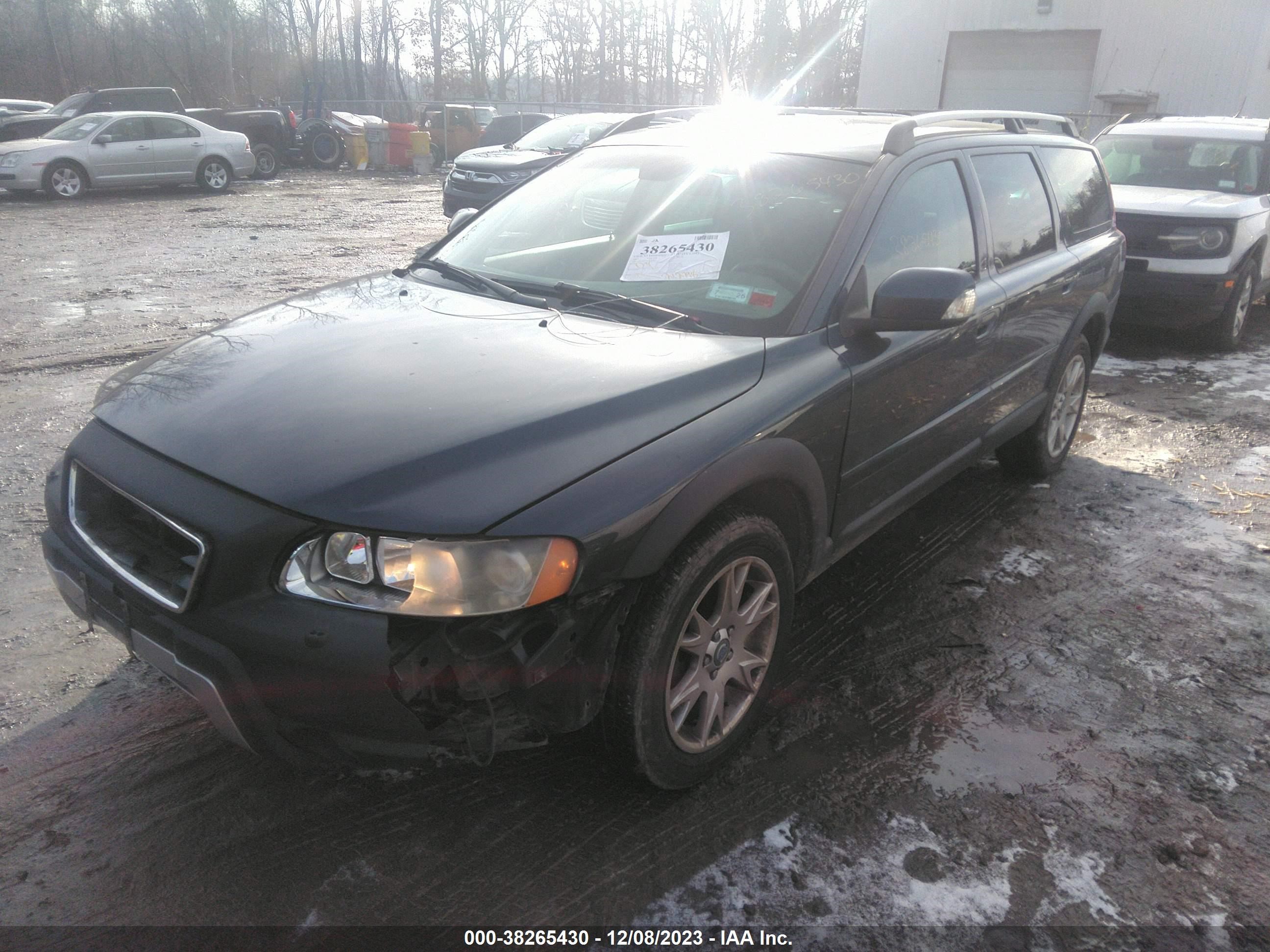 Photo 1 VIN: YV4SZ592571282962 - VOLVO XC70 