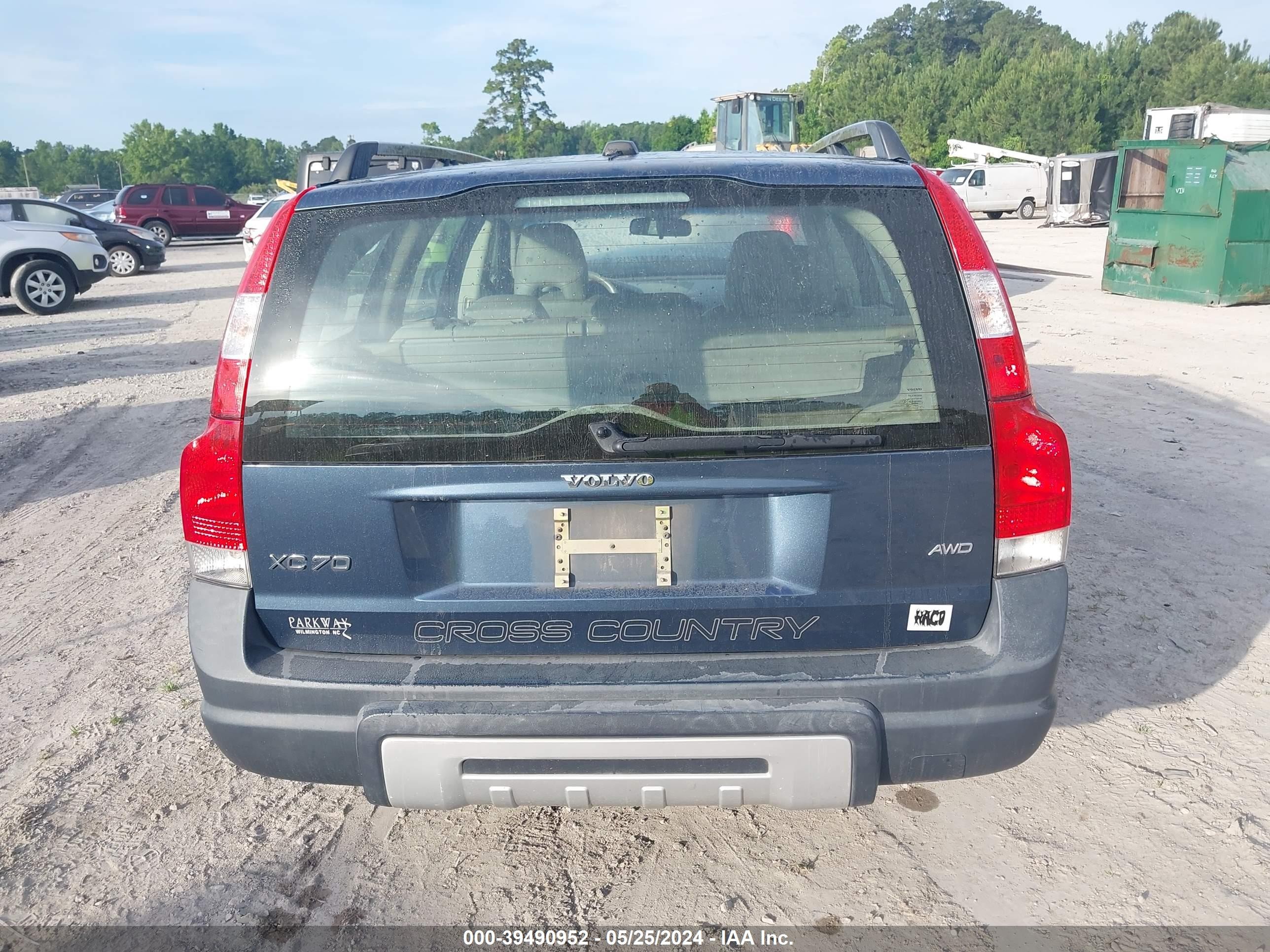 Photo 15 VIN: YV4SZ592771258369 - VOLVO XC70 