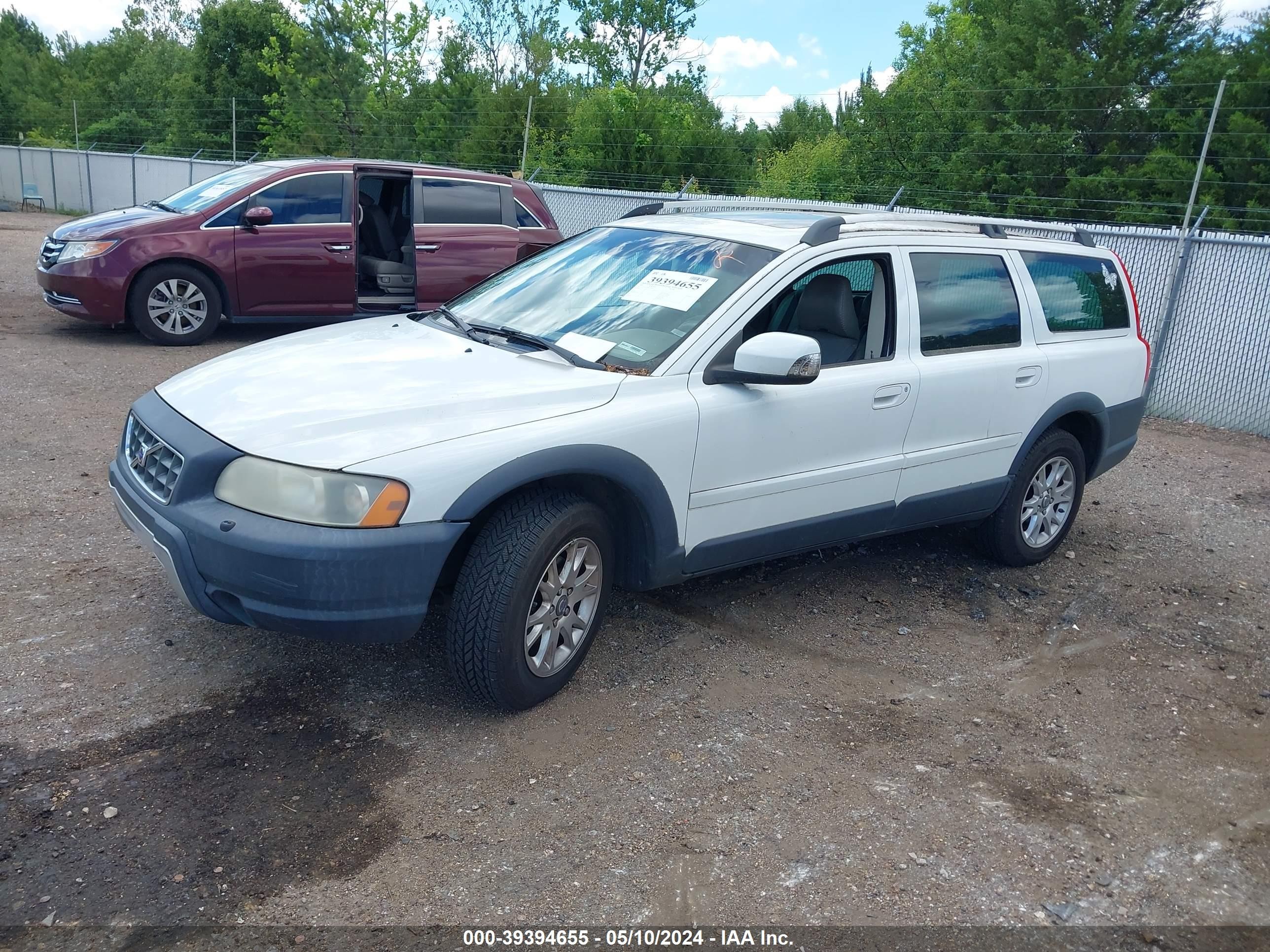 Photo 1 VIN: YV4SZ592771258517 - VOLVO XC70 