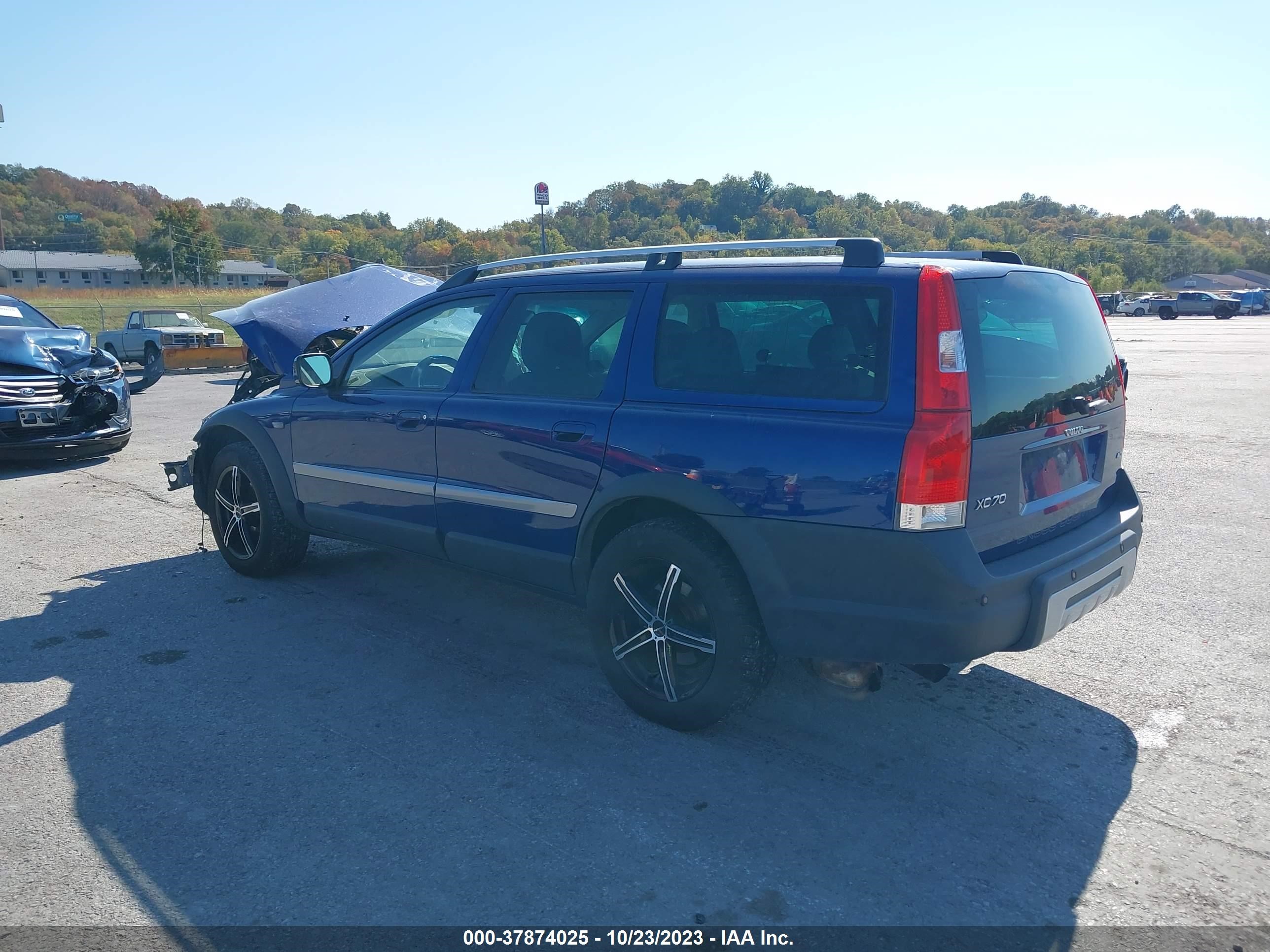 Photo 2 VIN: YV4SZ592861236993 - VOLVO XC70 