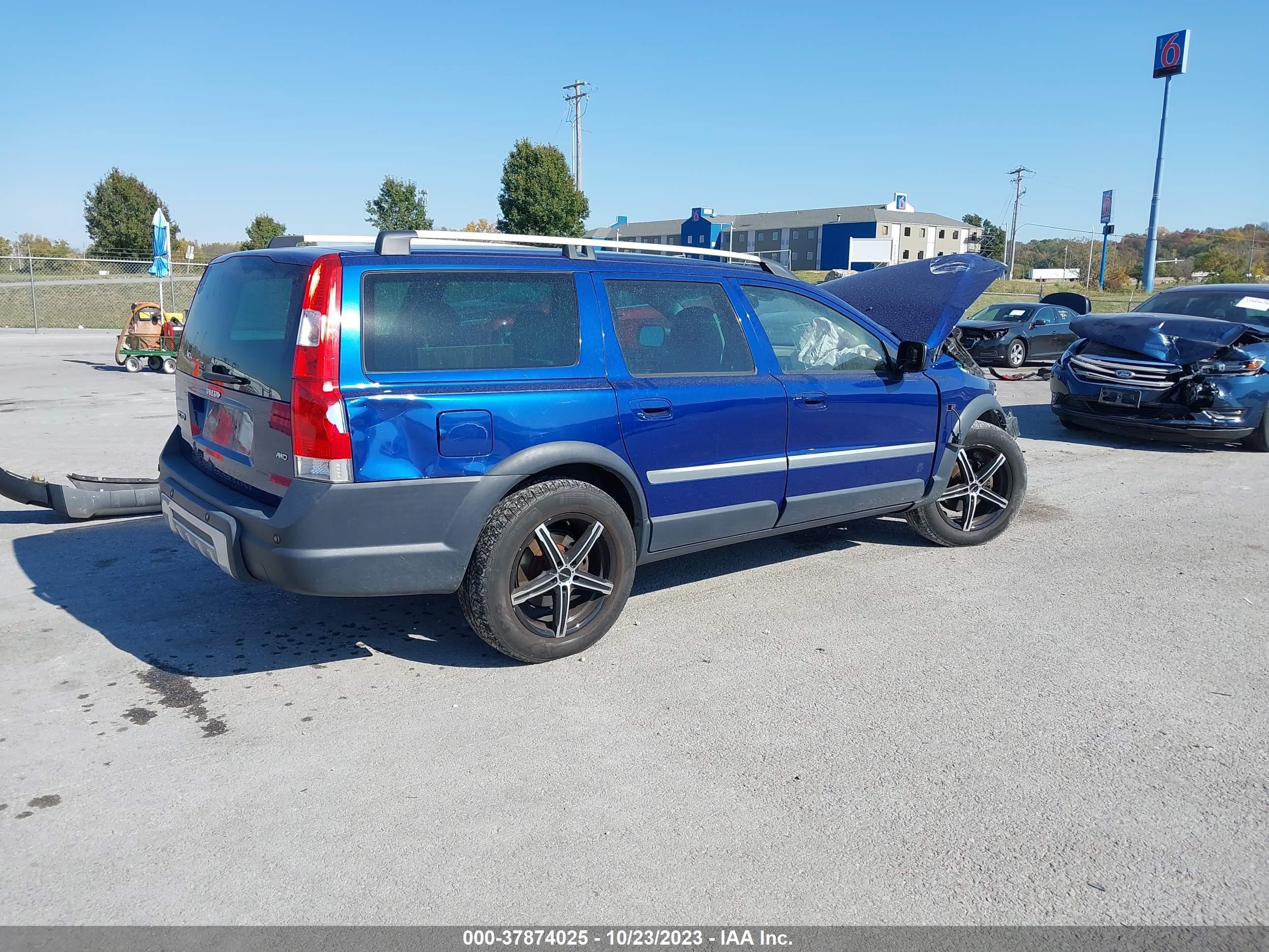 Photo 3 VIN: YV4SZ592861236993 - VOLVO XC70 