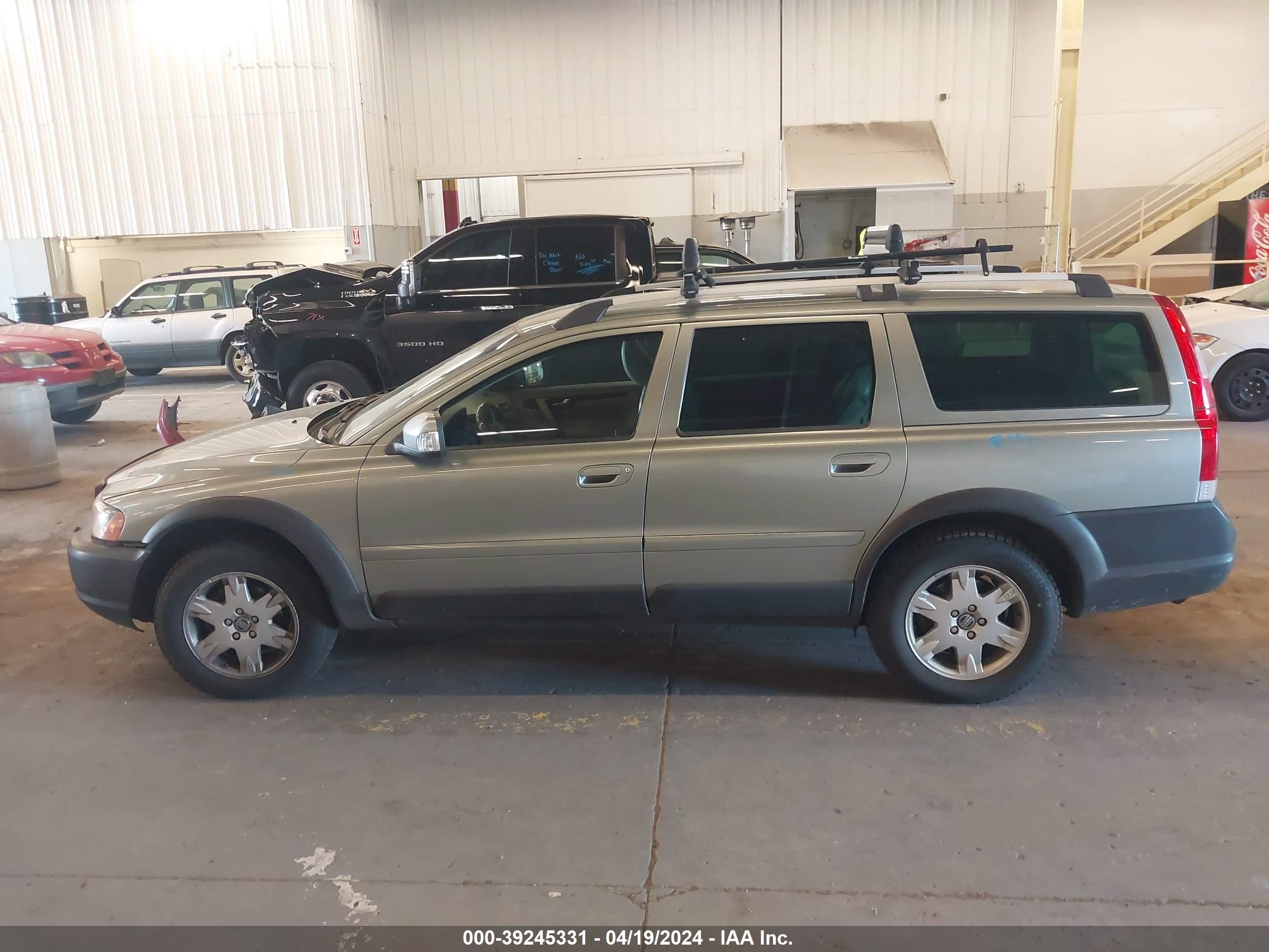 Photo 12 VIN: YV4SZ592871276136 - VOLVO XC70 