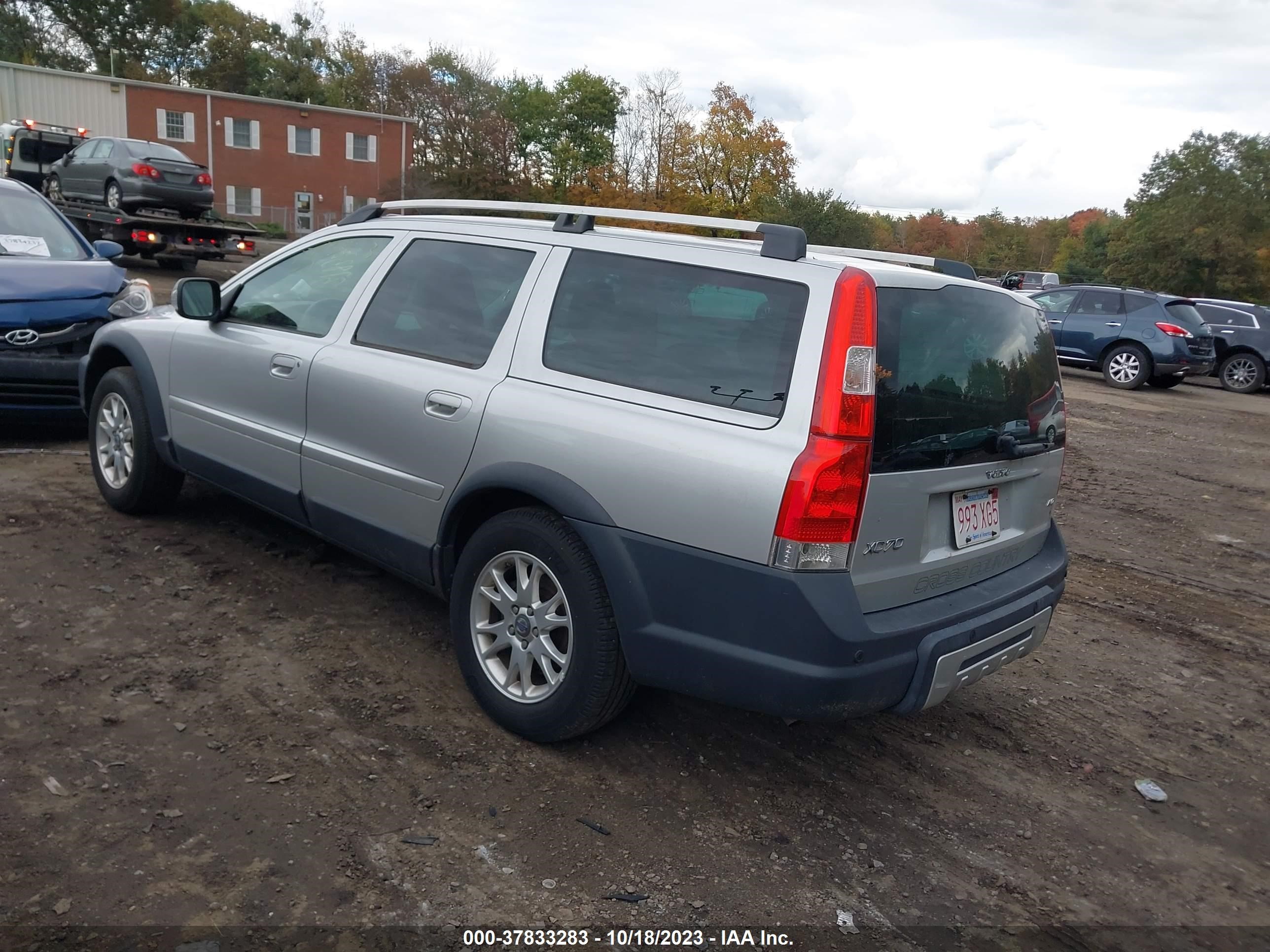 Photo 2 VIN: YV4SZ592871282292 - VOLVO XC70 