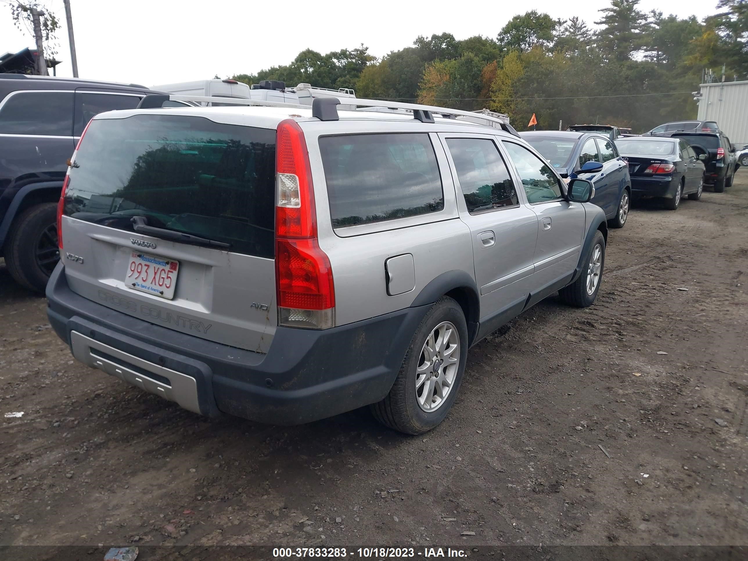 Photo 3 VIN: YV4SZ592871282292 - VOLVO XC70 