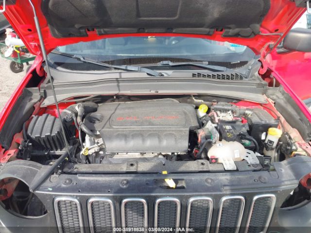 Photo 9 VIN: ZACCJAAB4HPG15639 - JEEP RENEGADE 