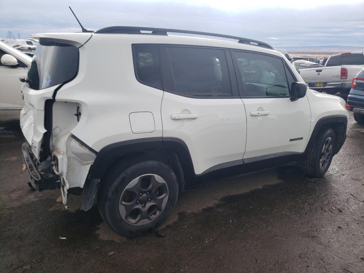 Photo 2 VIN: ZACCJAAB7HPF20346 - JEEP RENEGADE 