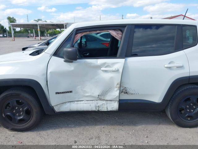 Photo 5 VIN: ZACCJAAB8JPG80015 - JEEP RENEGADE 