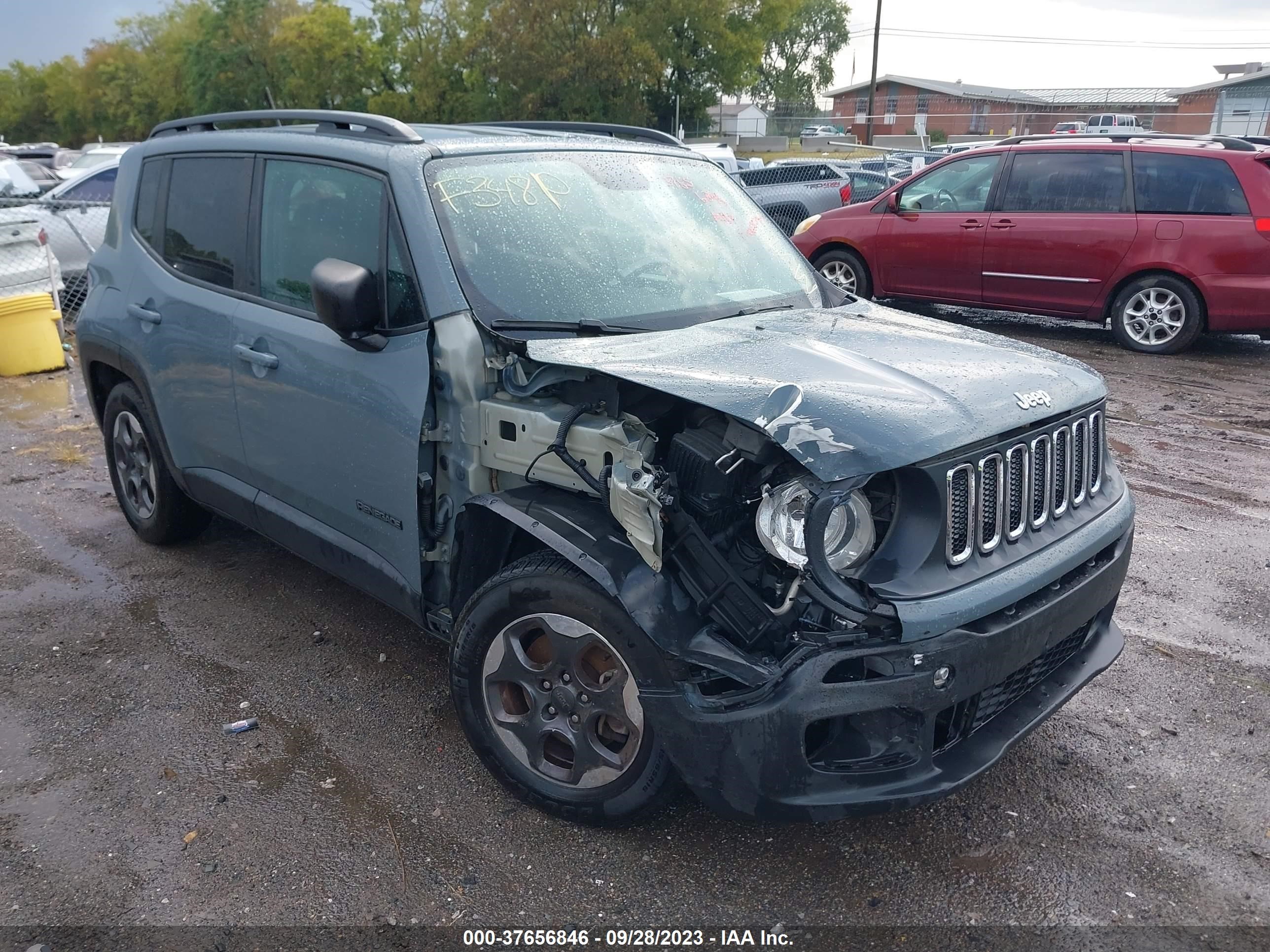 Photo 5 VIN: ZACCJAABXHPF34810 - JEEP RENEGADE 