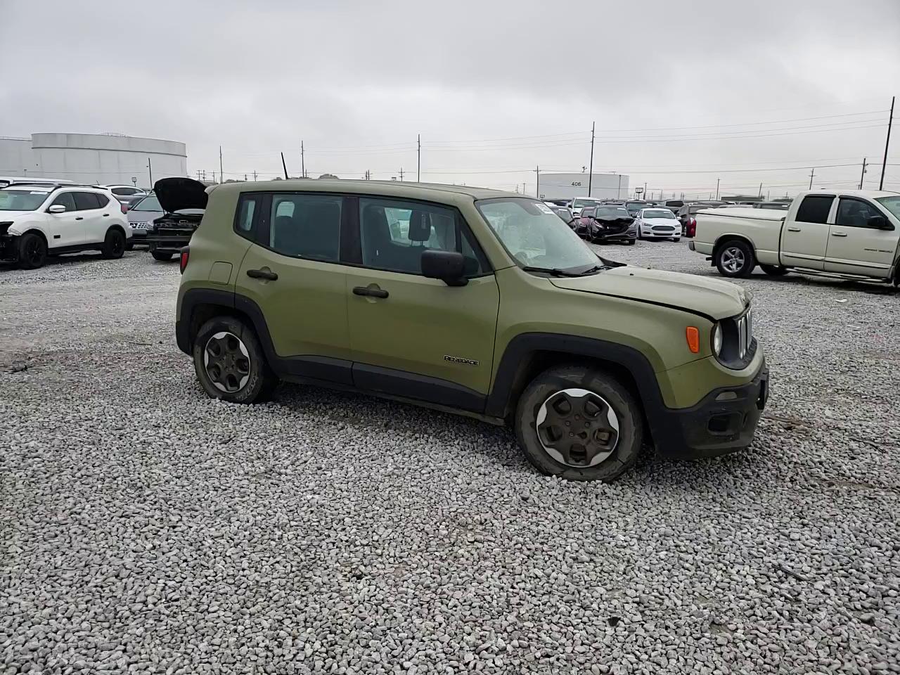 Photo 10 VIN: ZACCJAAT0FPB99109 - JEEP RENEGADE 