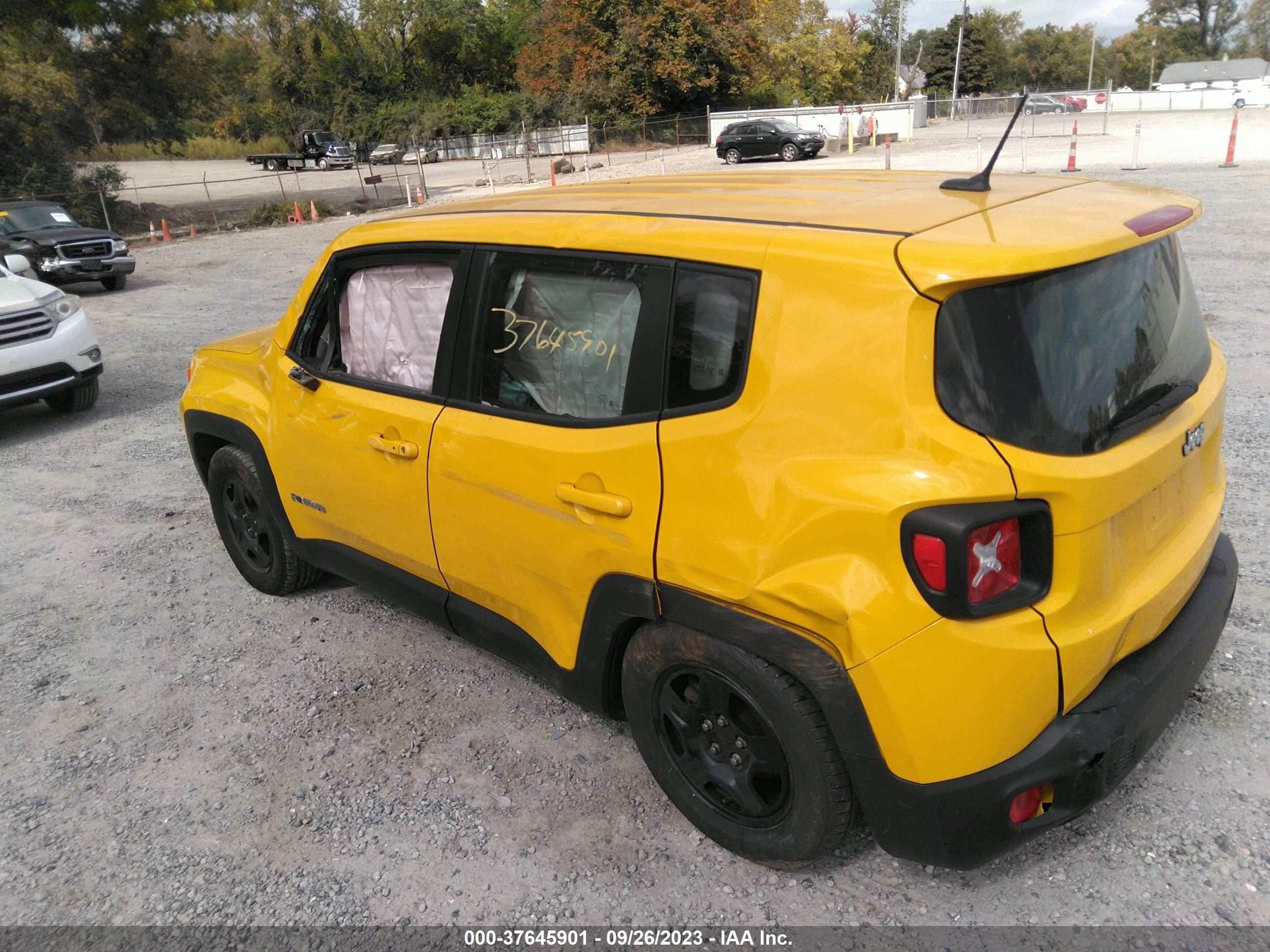 Photo 2 VIN: ZACCJAAT0GPC67815 - JEEP RENEGADE 