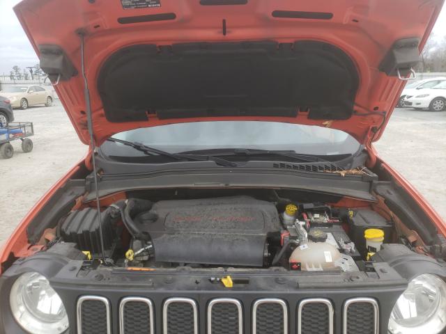 Photo 6 VIN: ZACCJAAT2GPD42658 - JEEP RENEGADE 