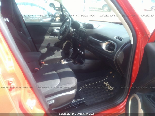 Photo 4 VIN: ZACCJAAT3GPE38024 - JEEP RENEGADE 