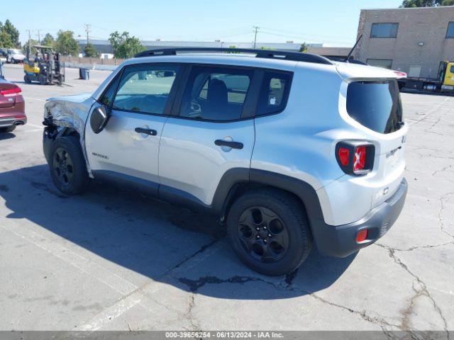 Photo 2 VIN: ZACCJAAW8GPE32777 - JEEP RENEGADE 