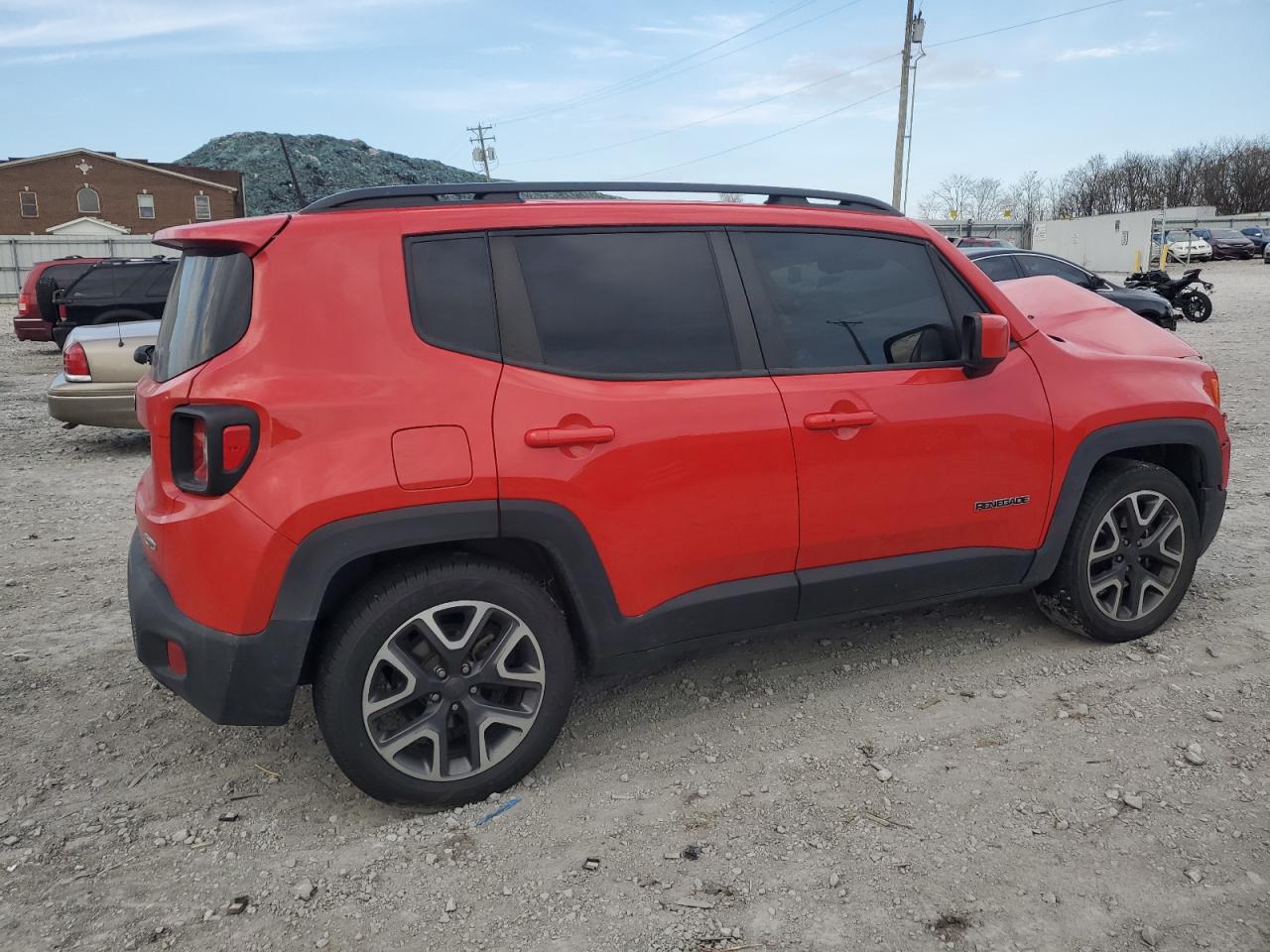 Photo 2 VIN: ZACCJABB0JPH83380 - JEEP RENEGADE 