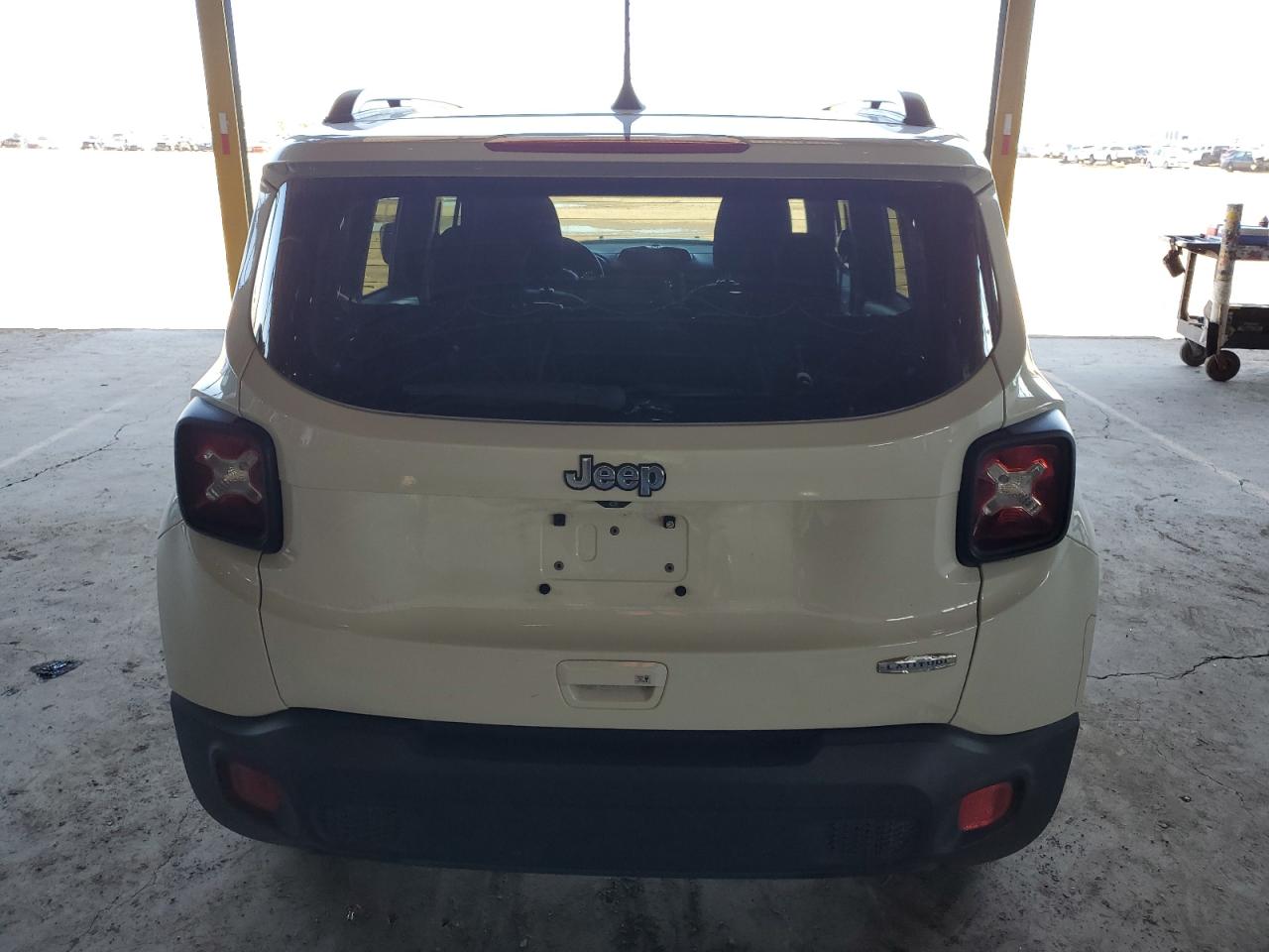 Photo 5 VIN: ZACCJABB0JPH88627 - JEEP RENEGADE 