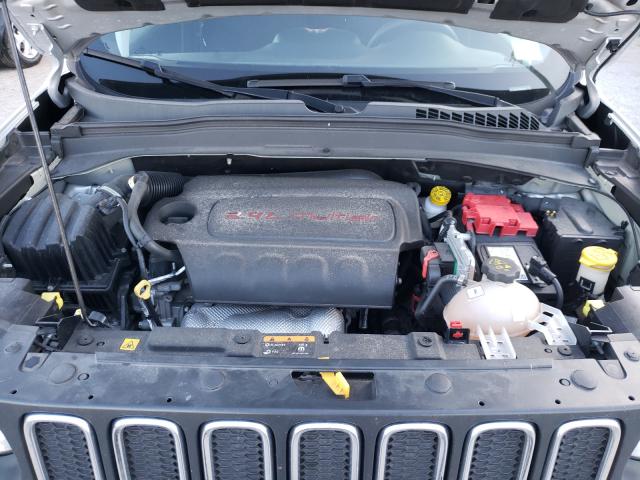 Photo 6 VIN: ZACCJABB1JPH43213 - JEEP RENEGADE L 